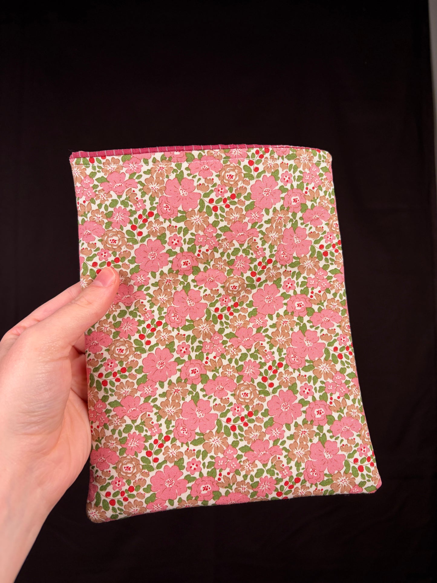 Winter Bloom Kindle Sleeve *limited-edition*