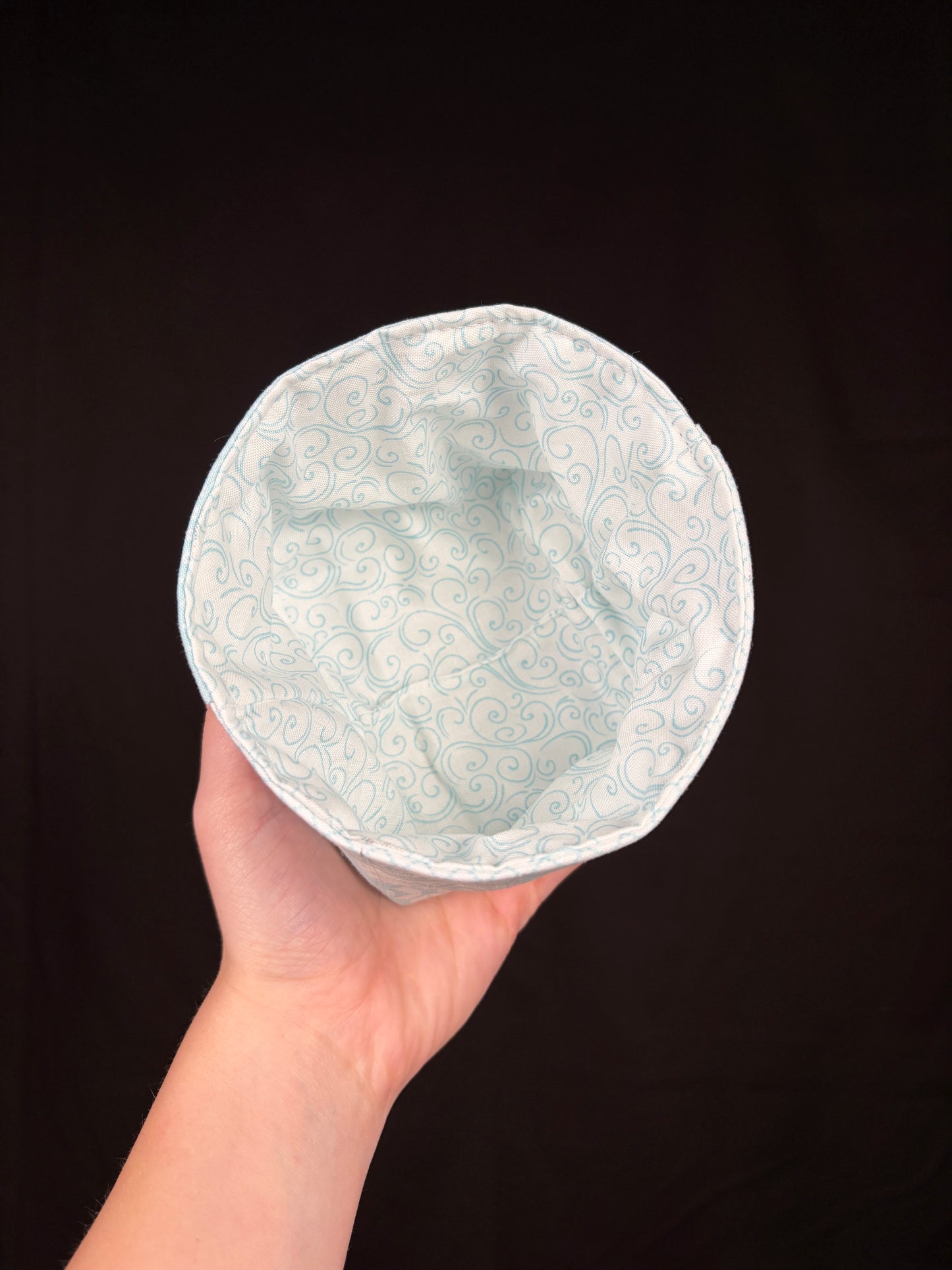 Falling Snow Fabric Bowl *limited-edition*