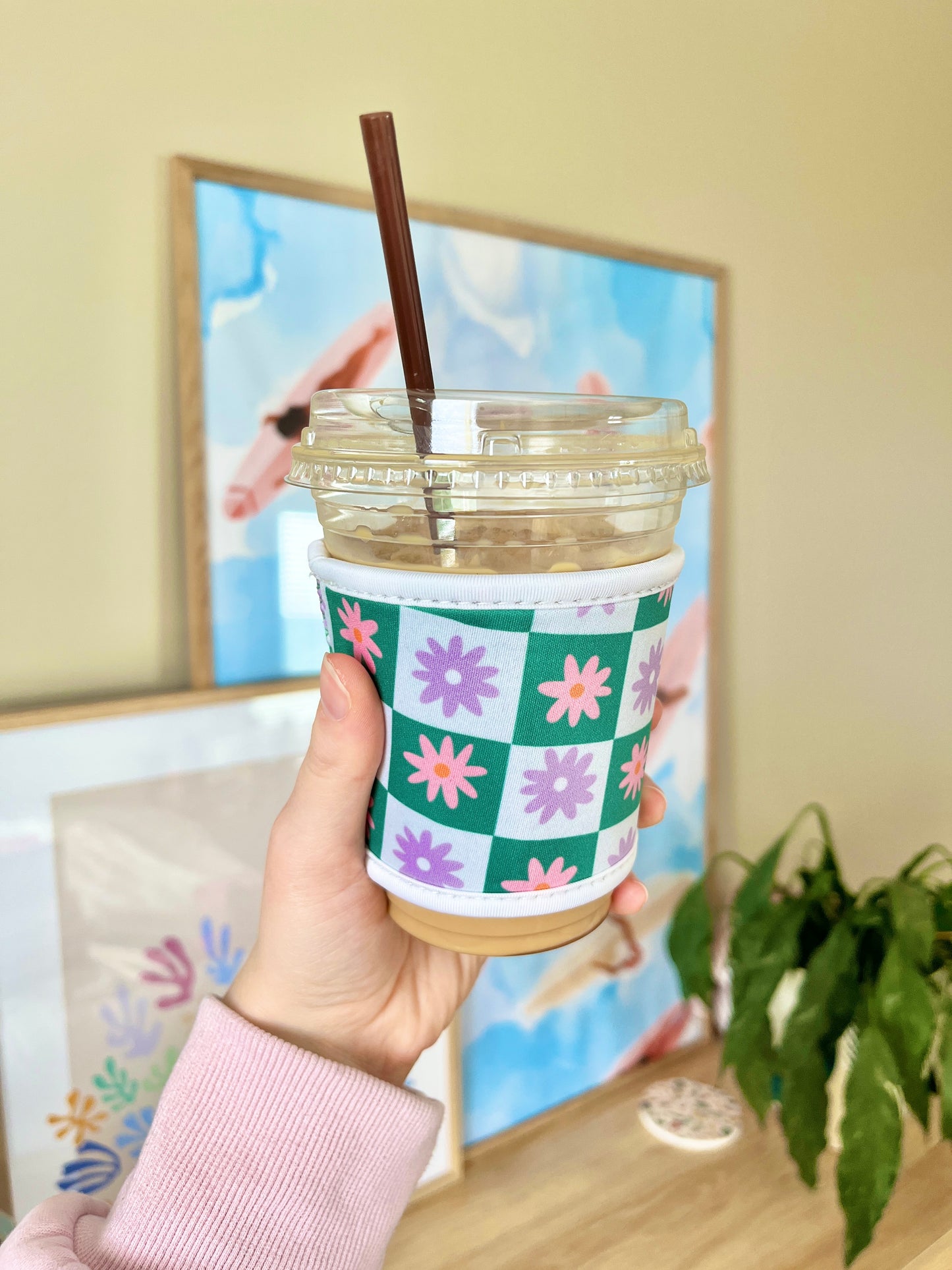 Small Checkered Cup Sleeve