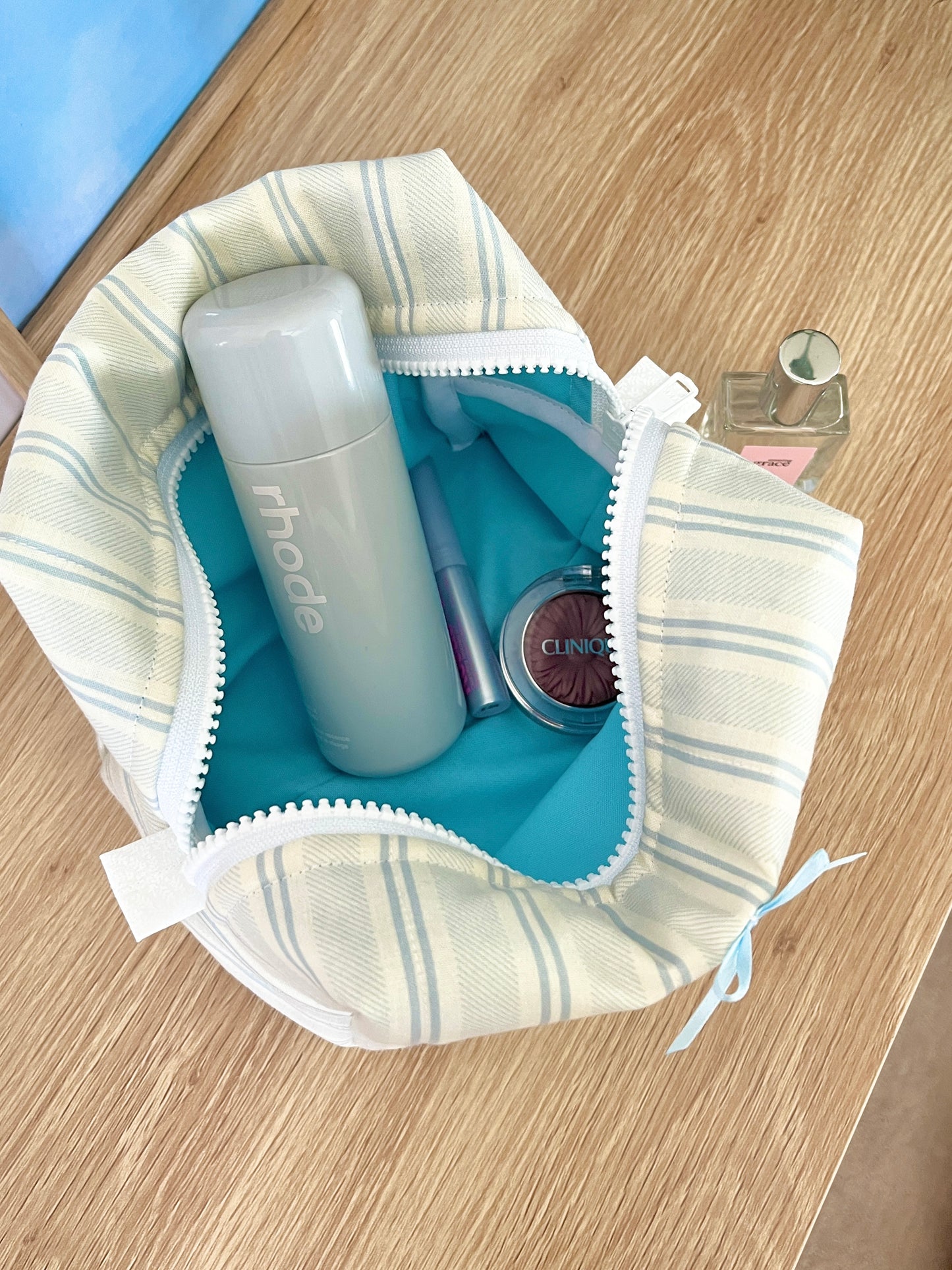 The Willow Makeup Bag with blue bow