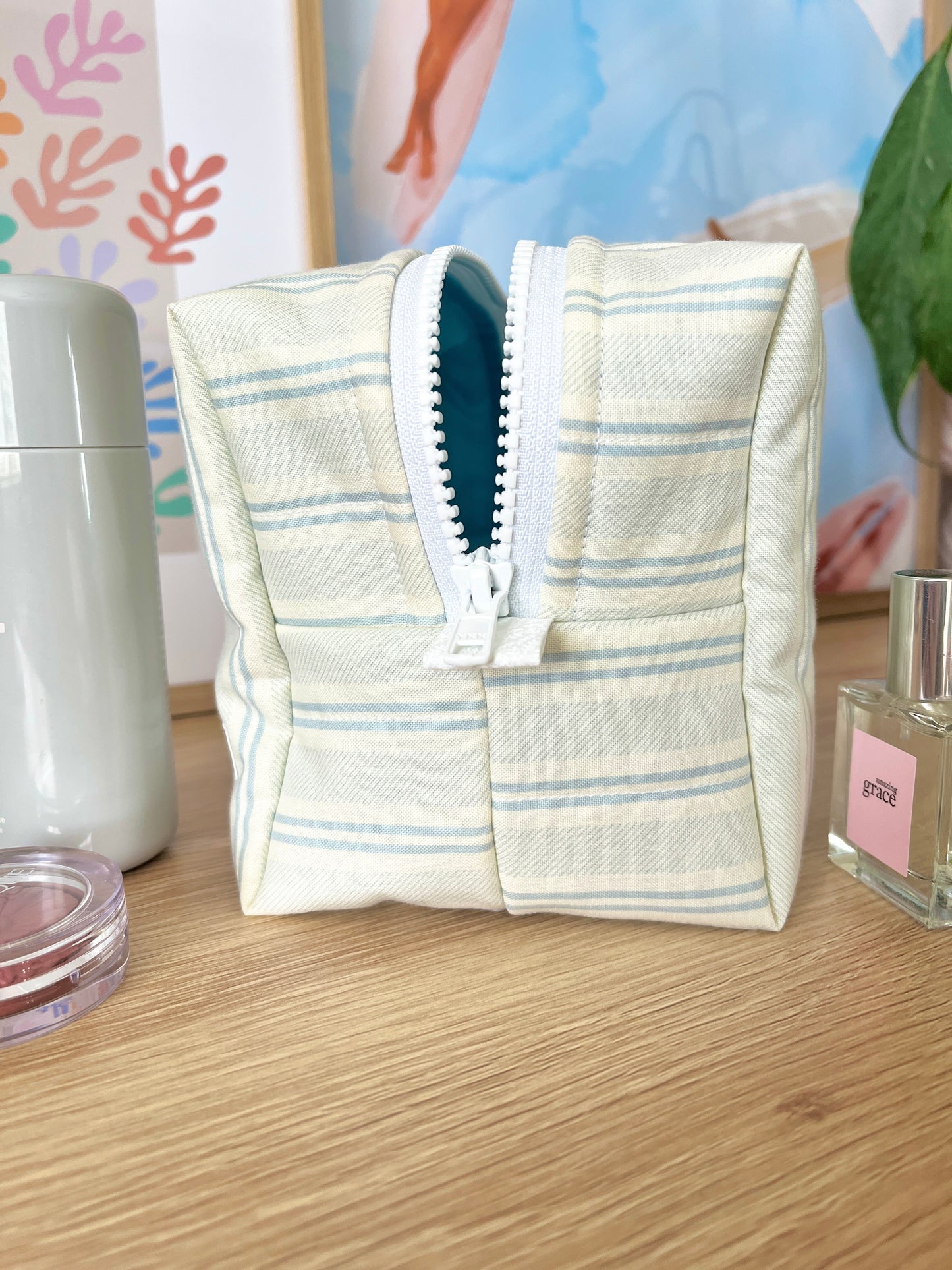 The Willow Makeup Bag with blue bow