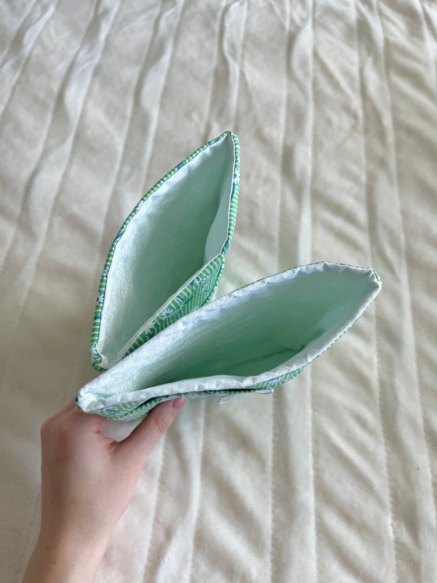 The Ivy Kindle Sleeves
