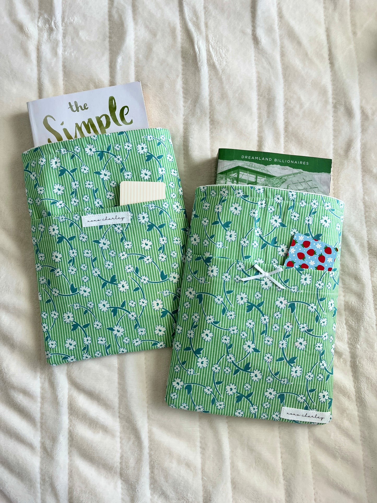 The Ivy Medium Book Sleeves
