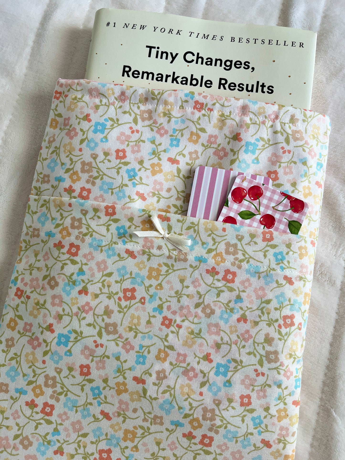 The Hailey Large Book Sleeve with yellow bow
