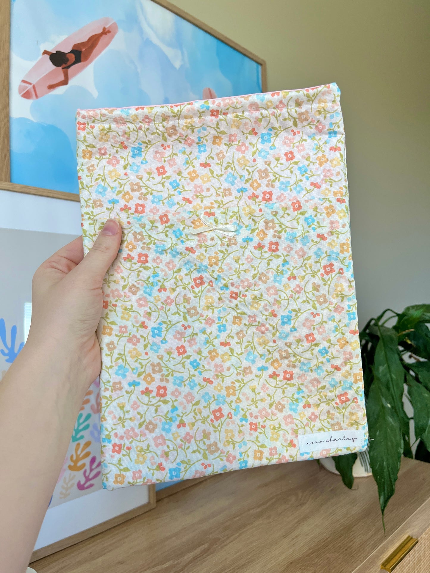 The Hailey Large Book Sleeve with yellow bow