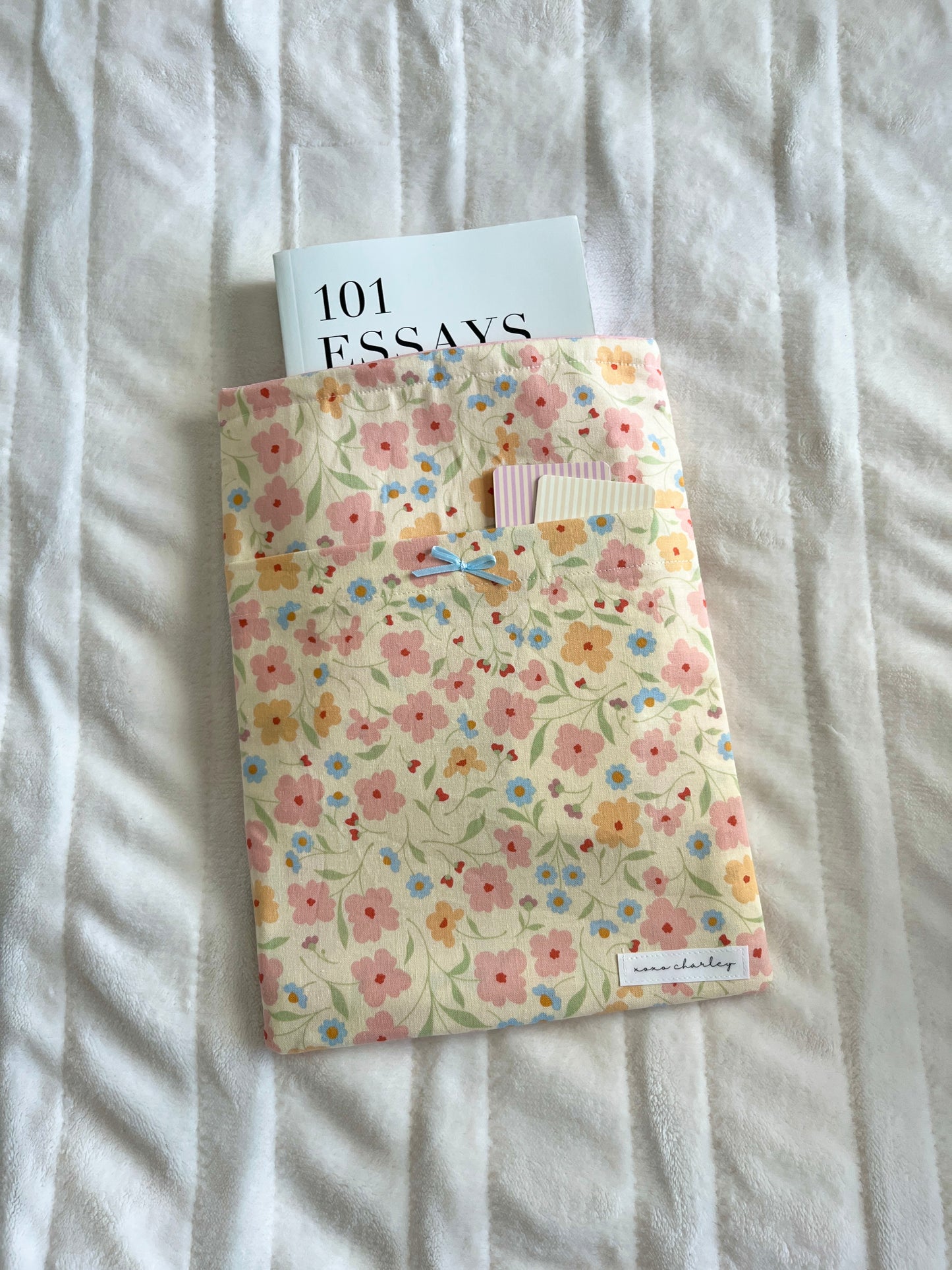 The Summer Large Book Sleeve with blue bow