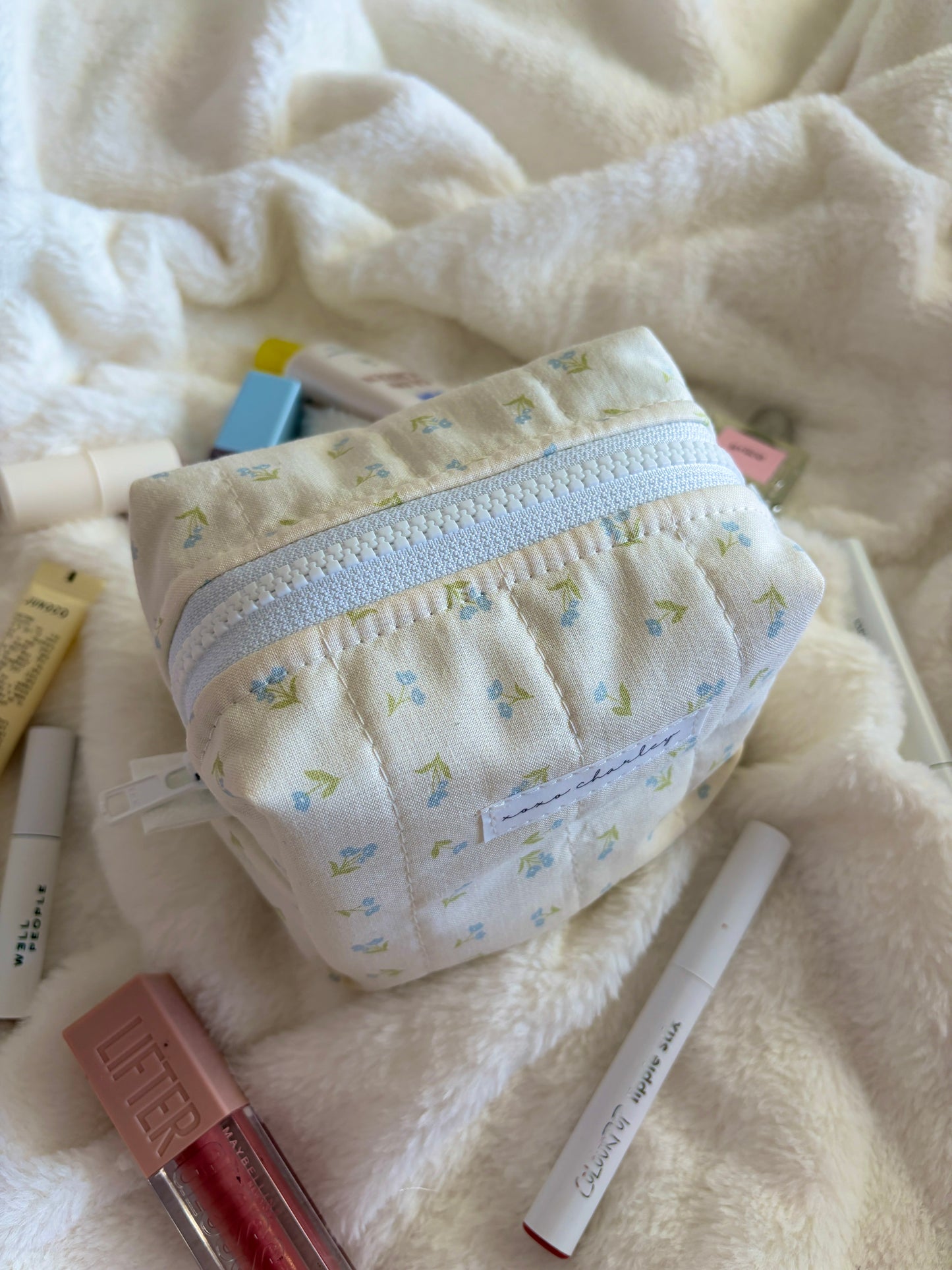Periwinkle Mini Makeup Bag *limited-edition*