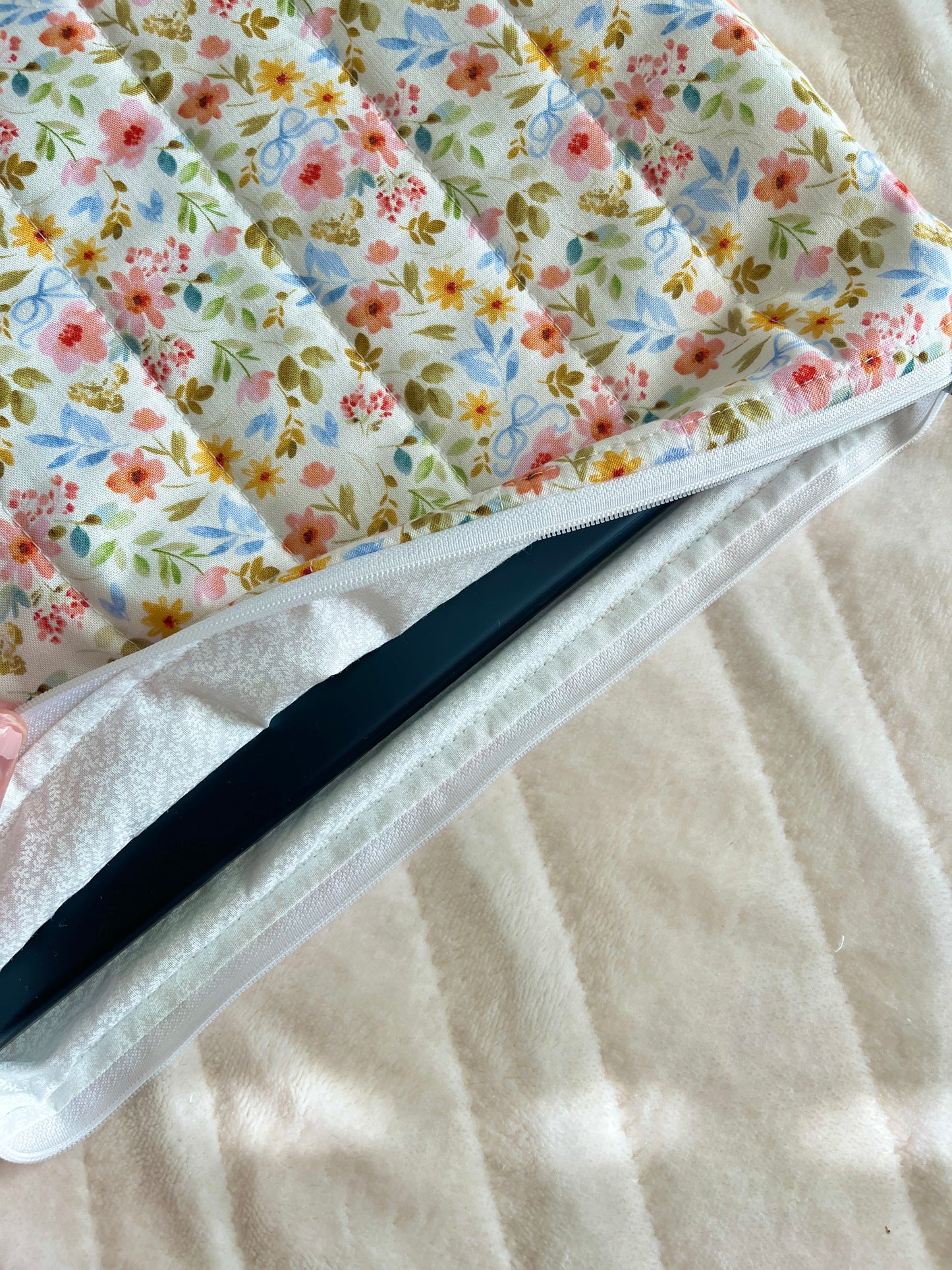 The Bright Floral Laptop & Tablet Sleeve
