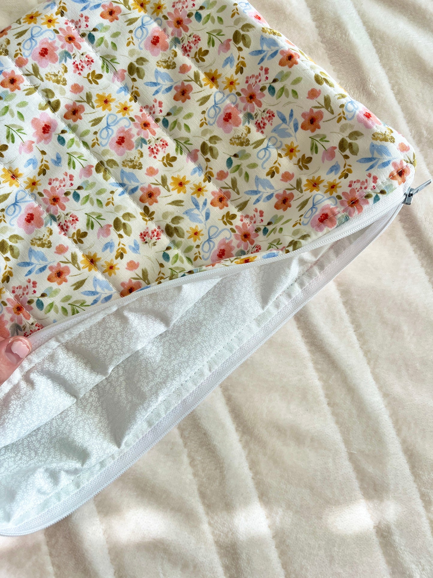 The Bright Floral Laptop & Tablet Sleeve