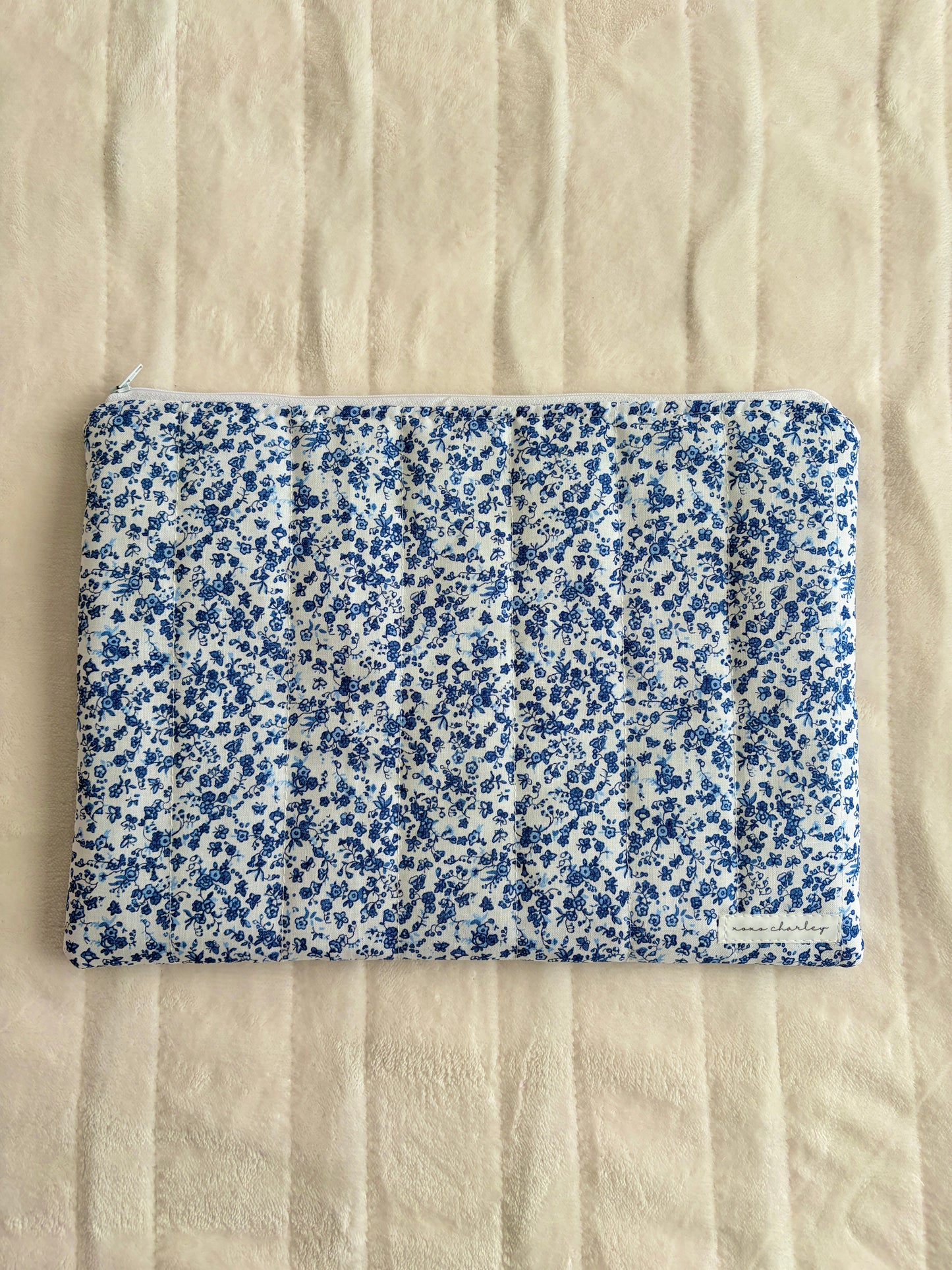 Royal Blue Floral Laptop & Tablet Sleeve - Mini Colorful Flowers