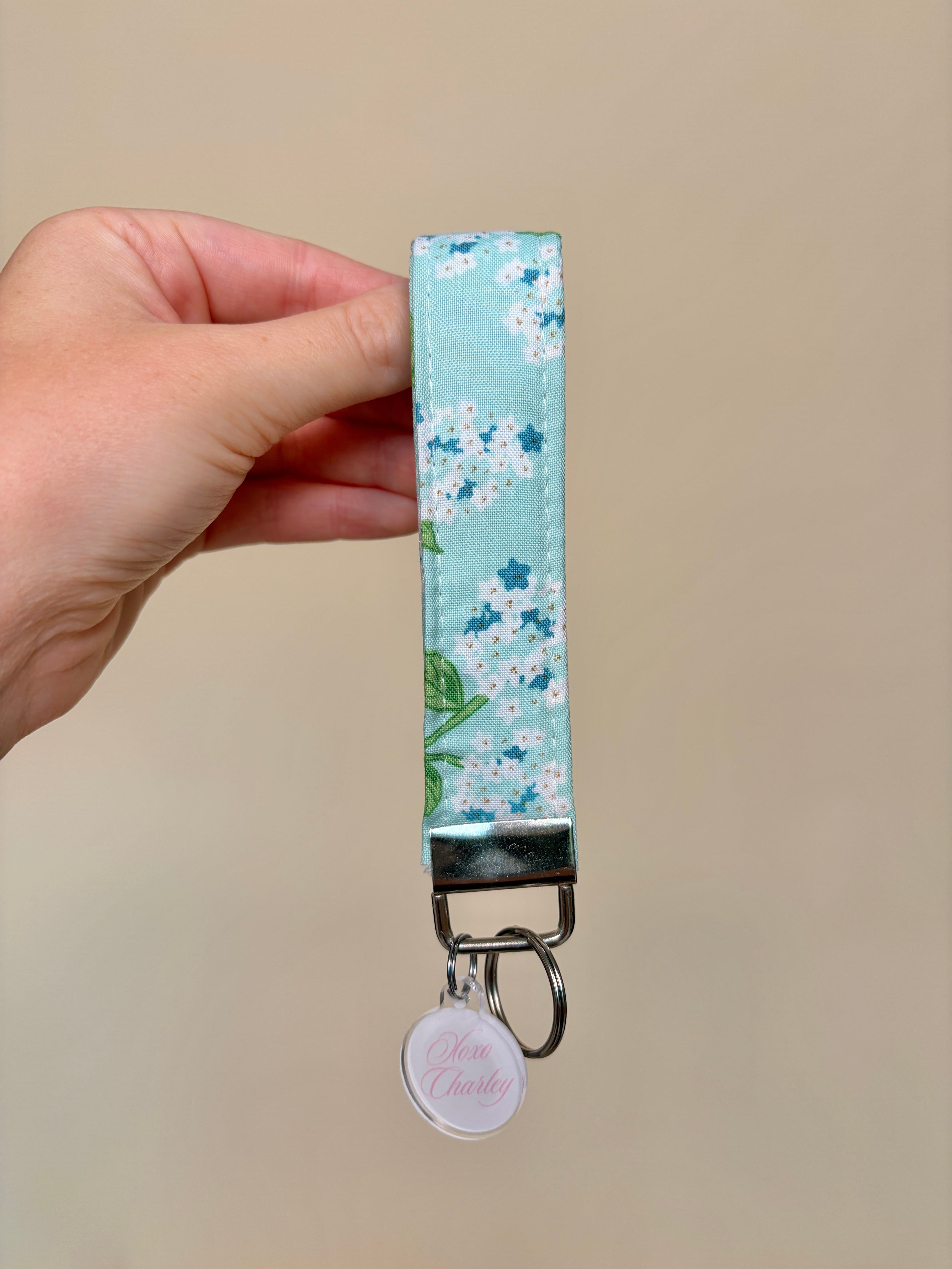 Costal Hydrangea Premium Keychain Wristlet – Xoxo Charley