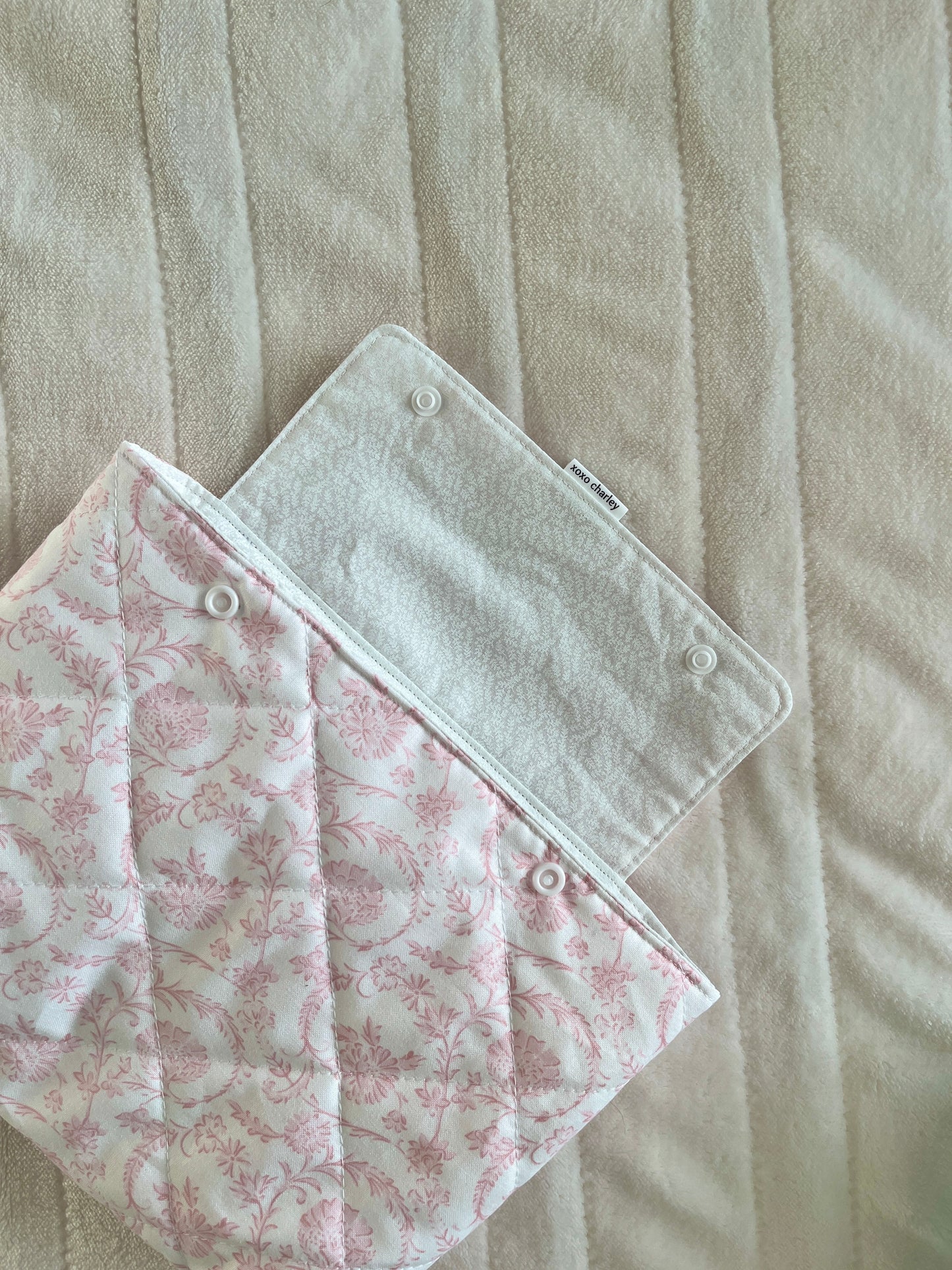 The Medium Vintage Pink Bible Sleeve * Limited-Edition *