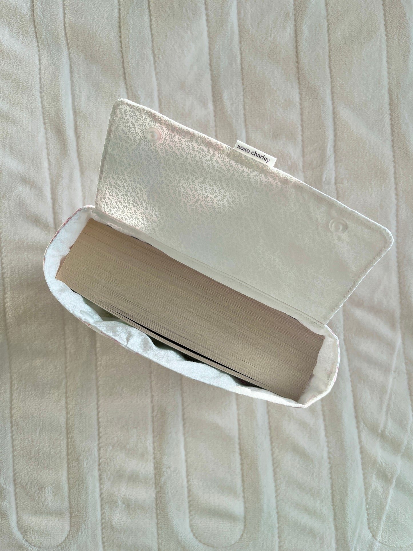 The Medium Vintage Pink Bible Sleeve * Limited-Edition *