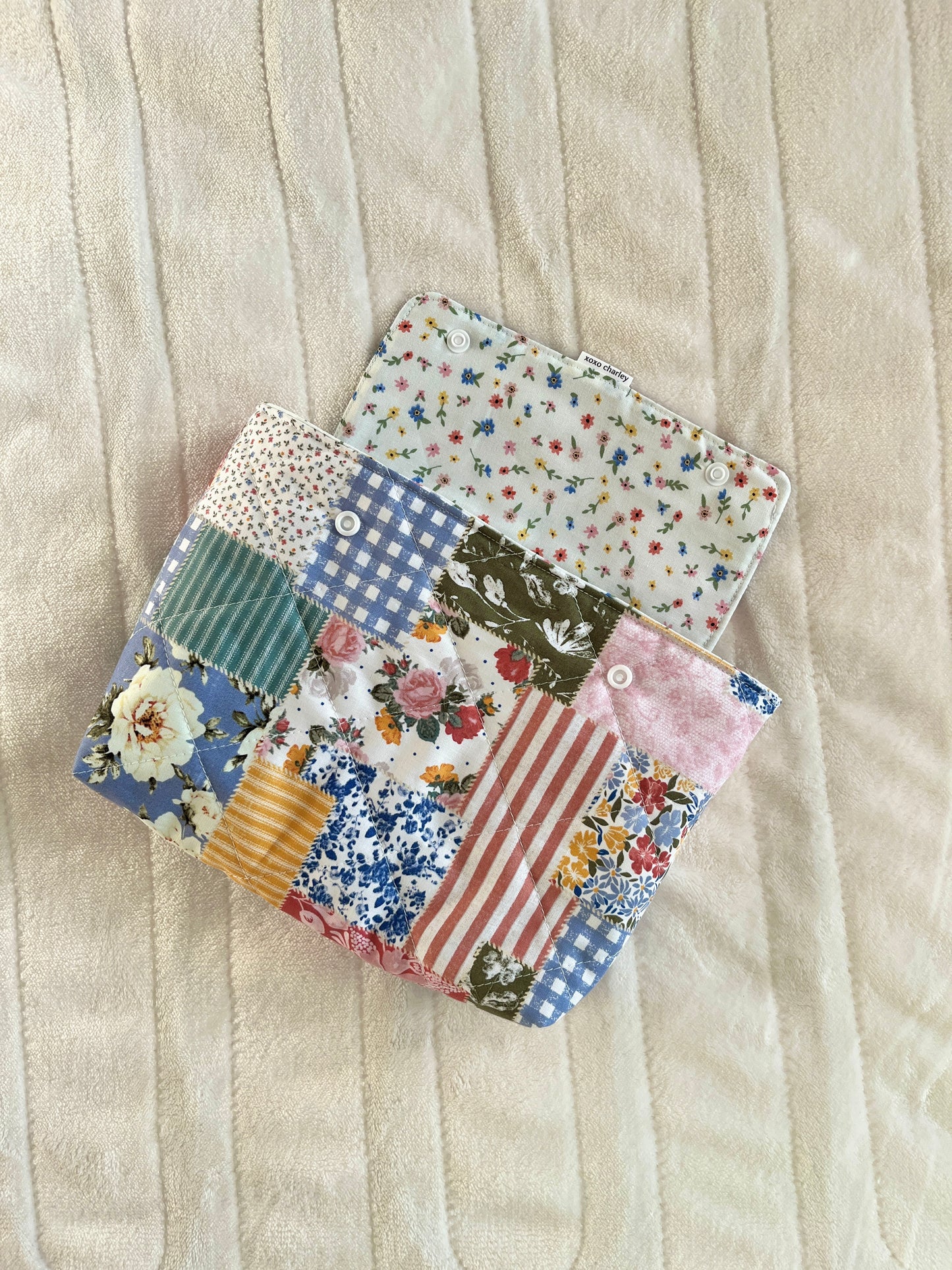 The Medium Colorful Picnic Bible Sleeve * Limited-Edition *