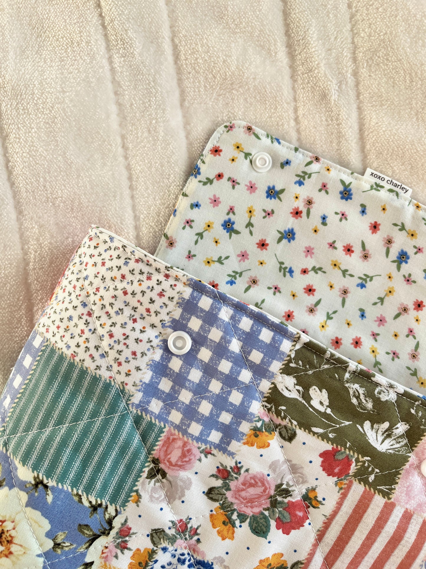 The Medium Colorful Picnic Bible Sleeve * Limited-Edition *