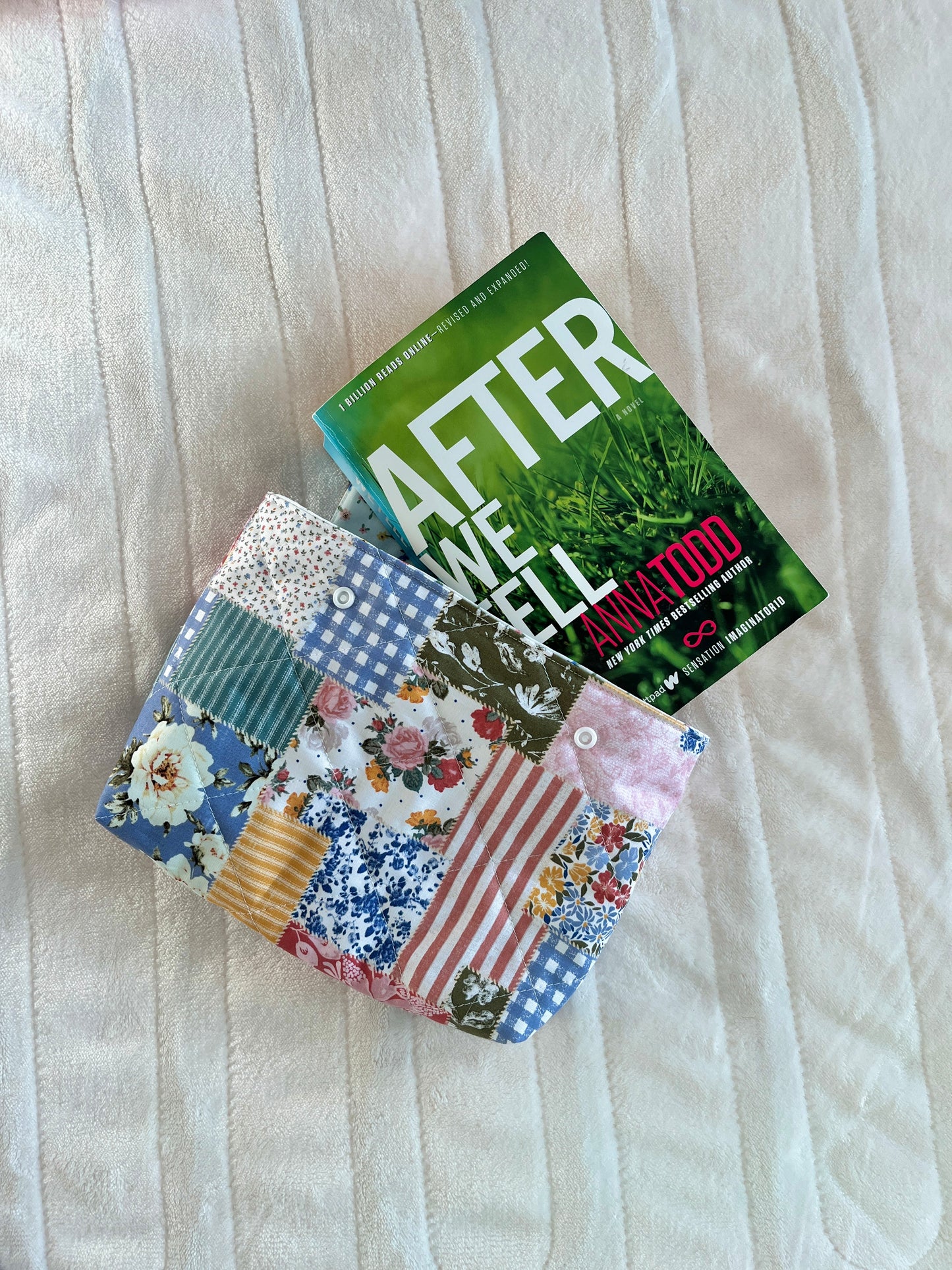 The Medium Colorful Picnic Bible Sleeve * Limited-Edition *