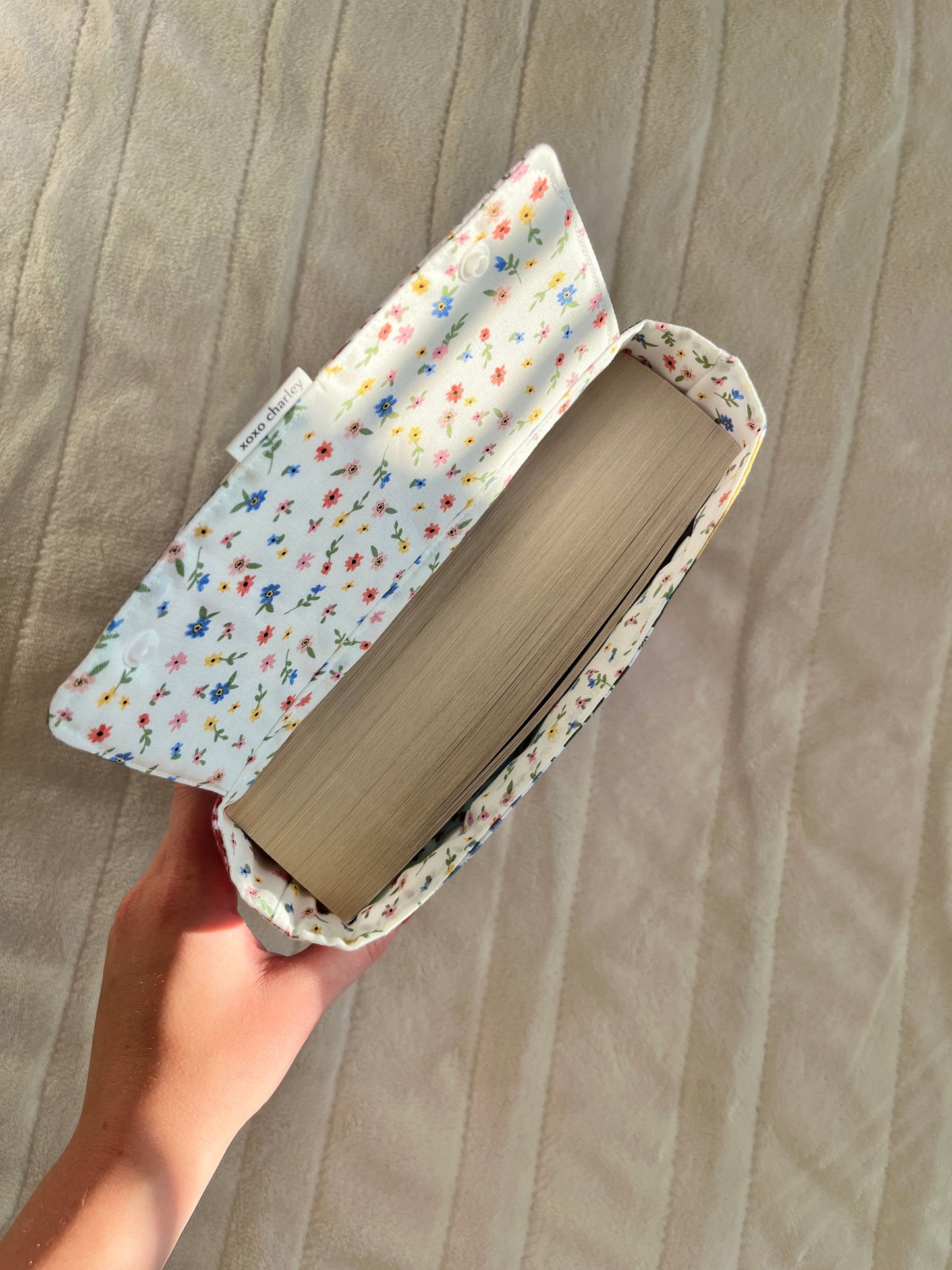 The Medium Colorful Picnic Bible Sleeve * Limited-Edition *