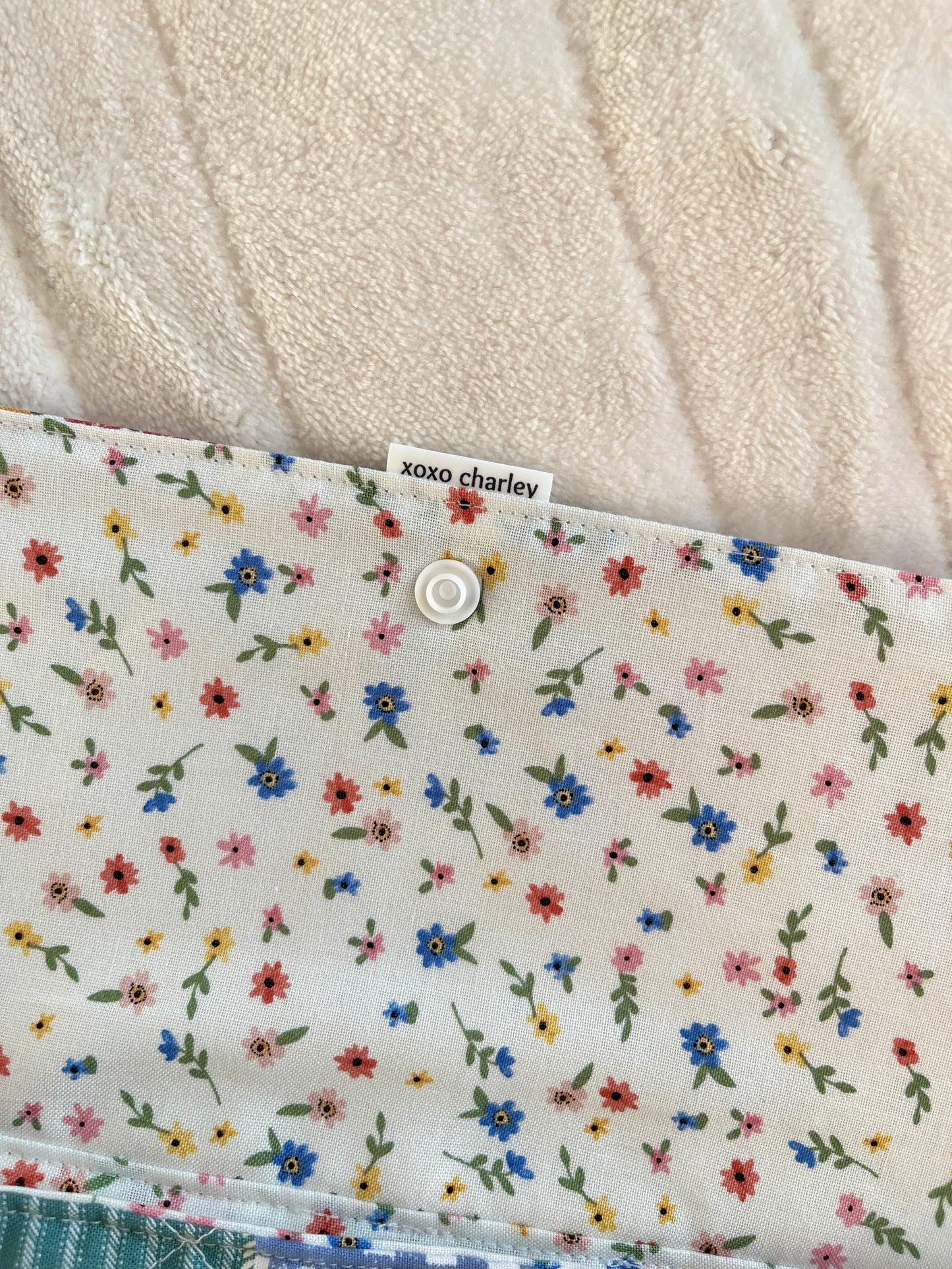 The Large Colorful Picnic Bible Sleeve * Limited-Edition *