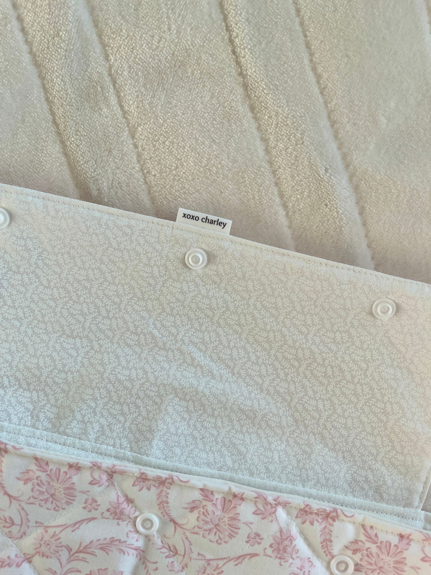 The Large Vintage Pink Bible Sleeve * Limited-Edition *