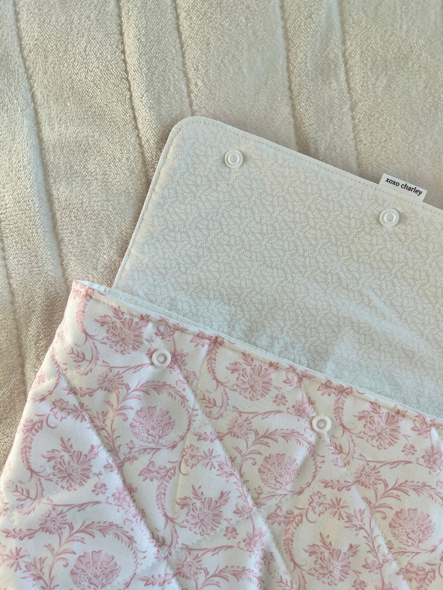 The Large Vintage Pink Bible Sleeve * Limited-Edition *
