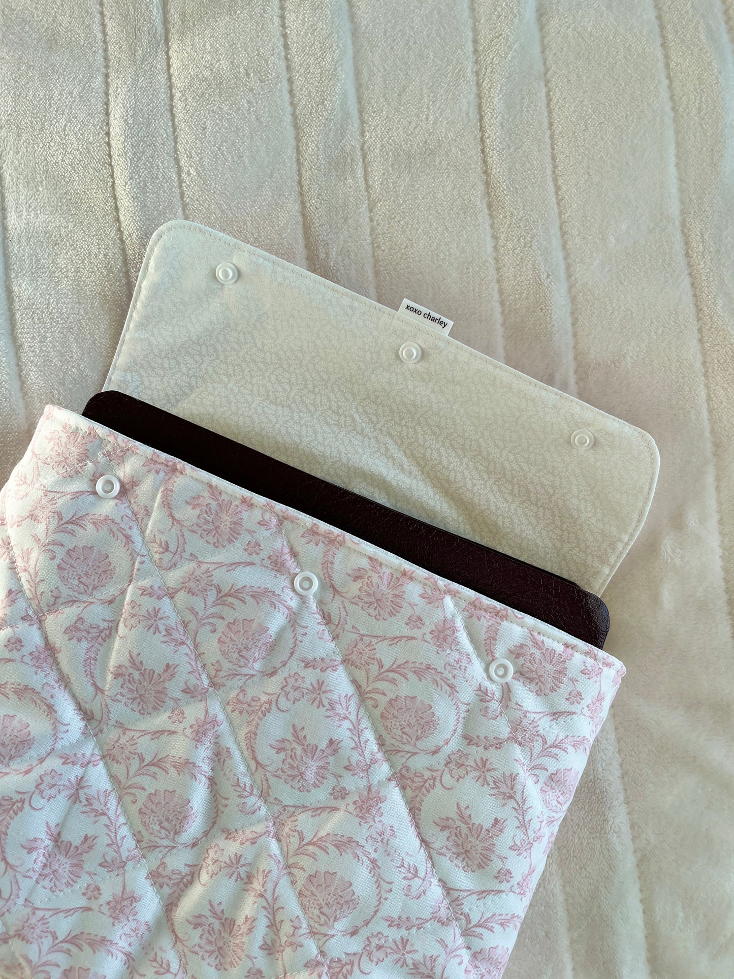 The Large Vintage Pink Bible Sleeve * Limited-Edition *