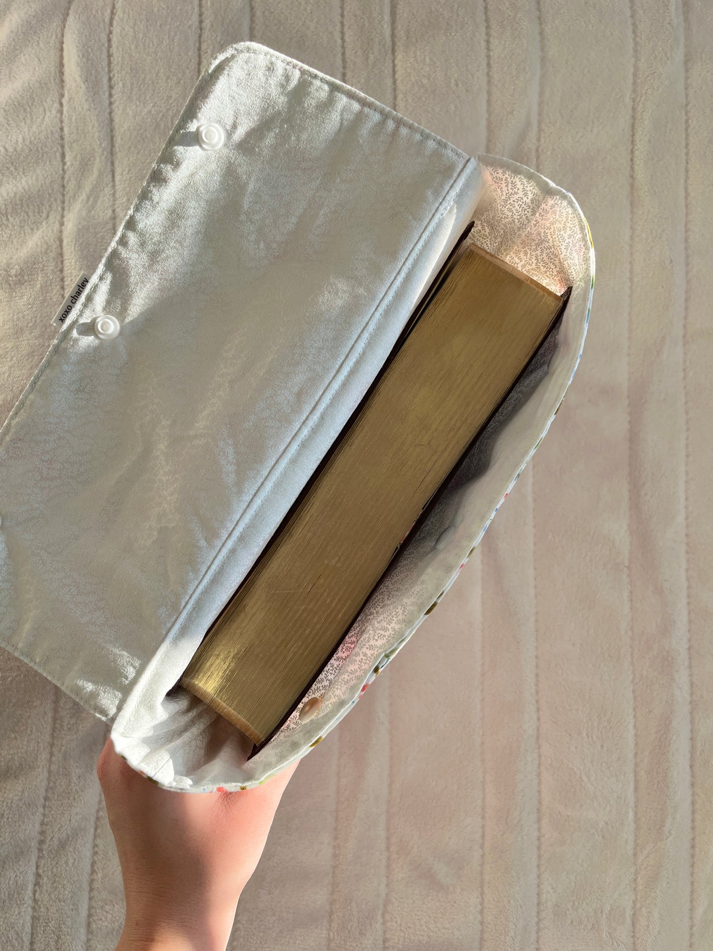 The Large Bright Floral Bible Sleeve * Limited-Edition *