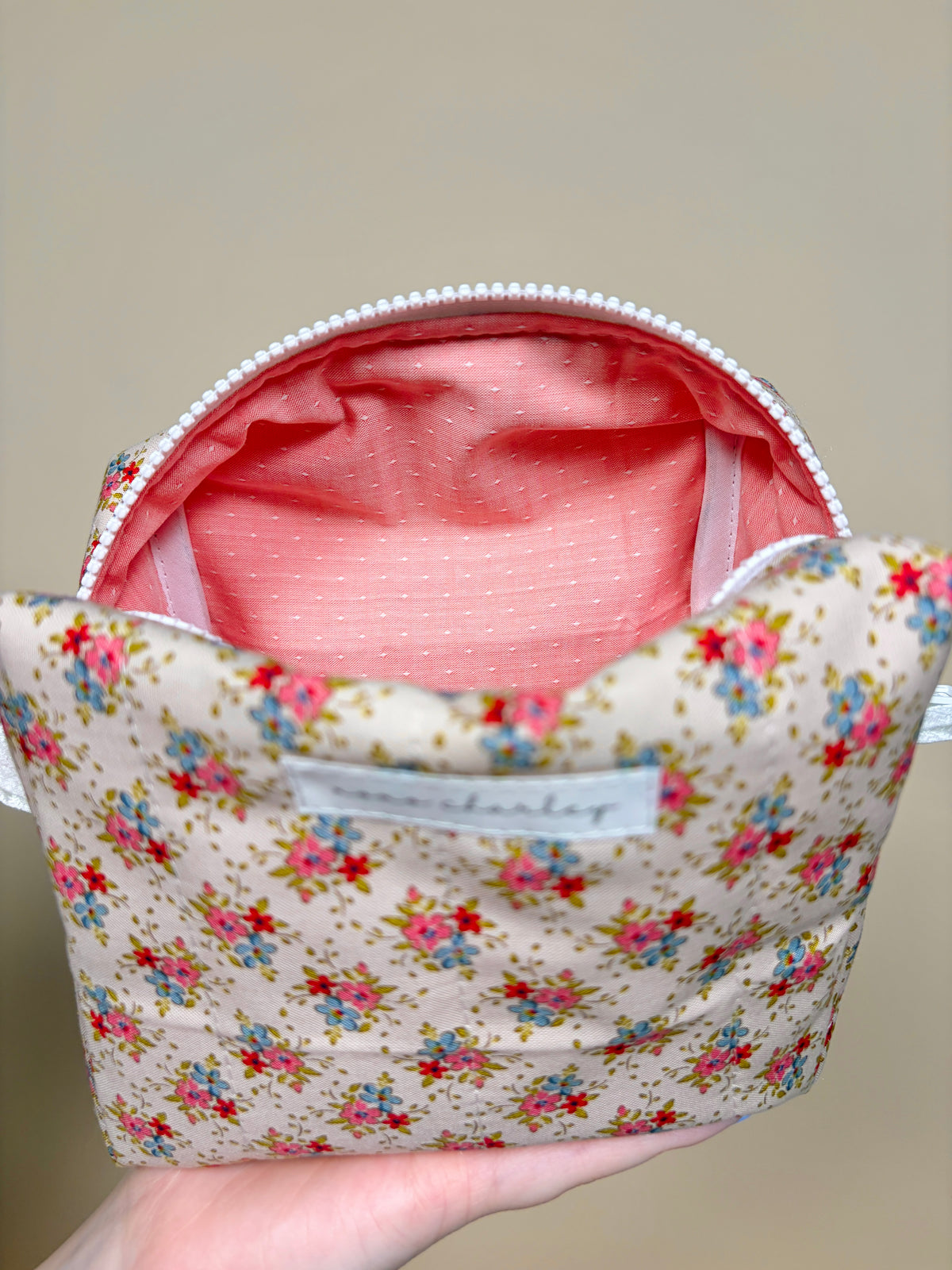 Last Light Medium Makeup Bag *limited-edition*