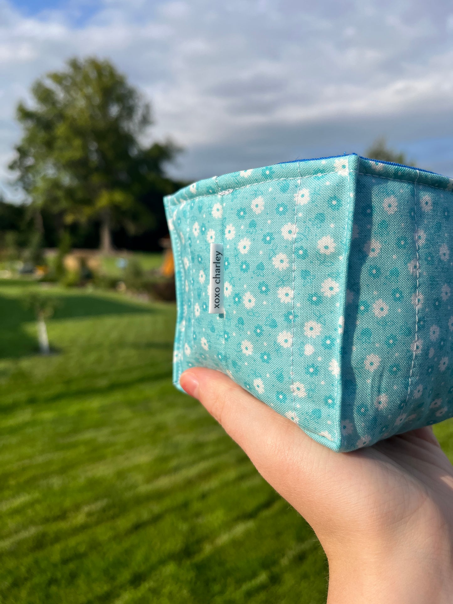 The Blue Floral with Dark Blue Square Fabric Bowl Organizer *limited-edition*