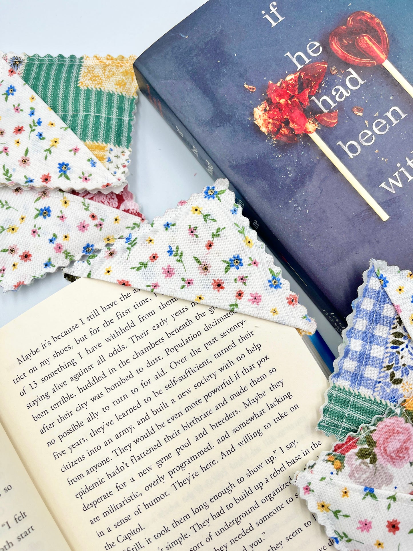 Colorful Picnic Fabric Corner Bookmark
