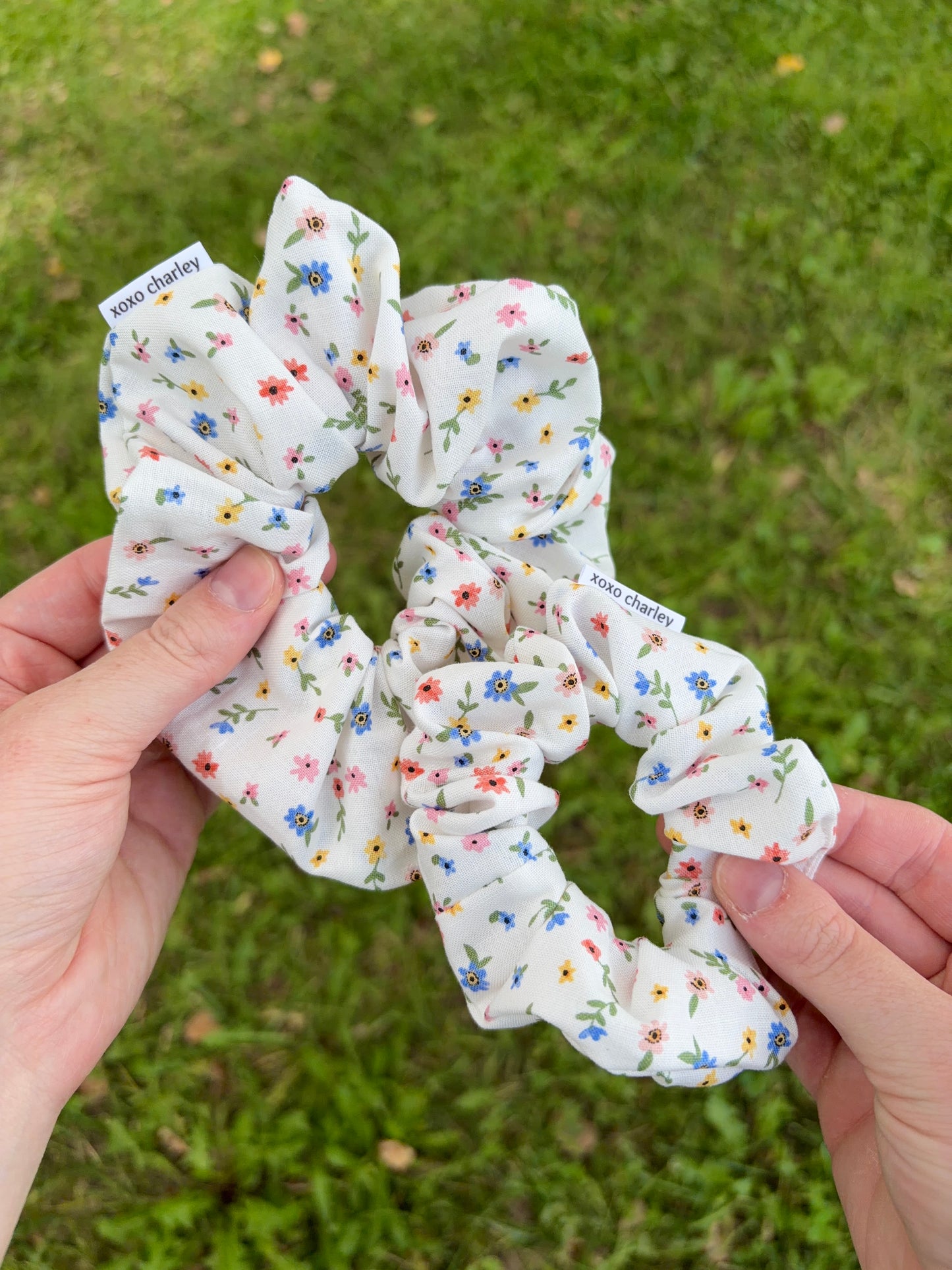 Mini Colorful Flowers Cotton Scrunchie