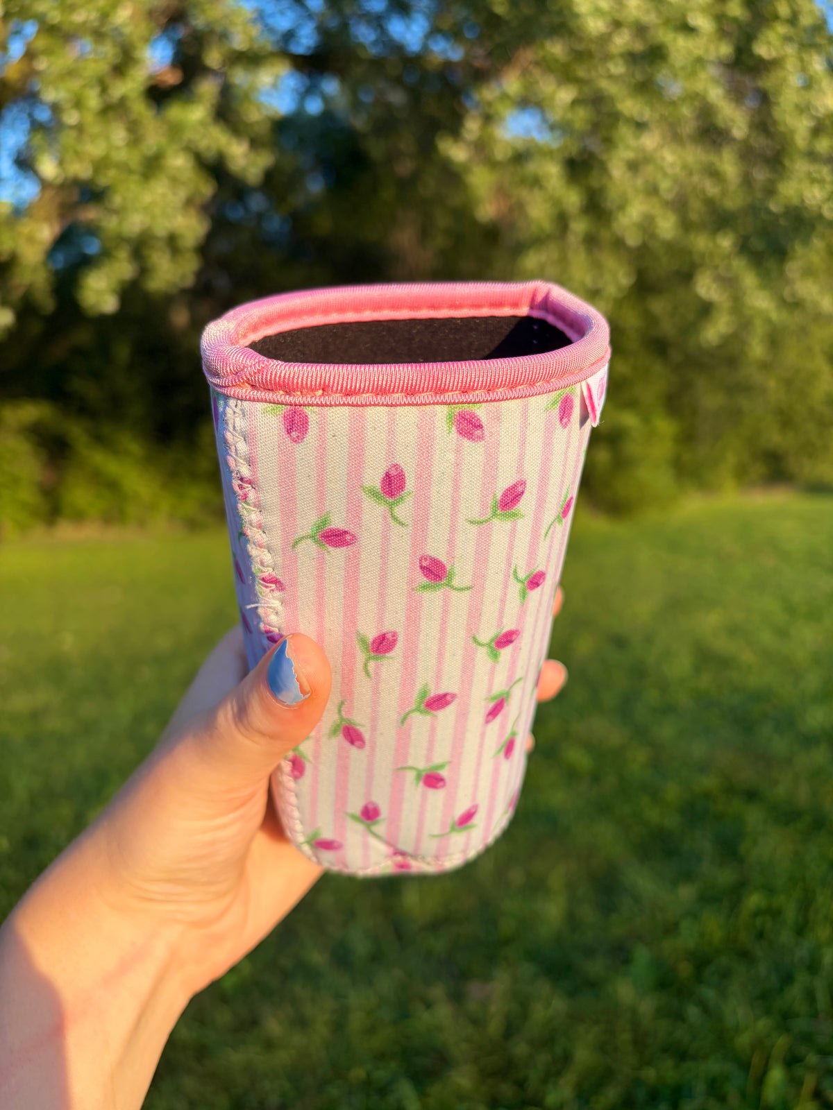 Medium Sweet Tulip Striped Cup Sleeve