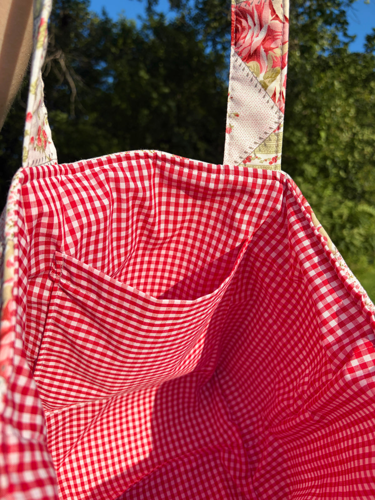 Rosette Large Tote Bag