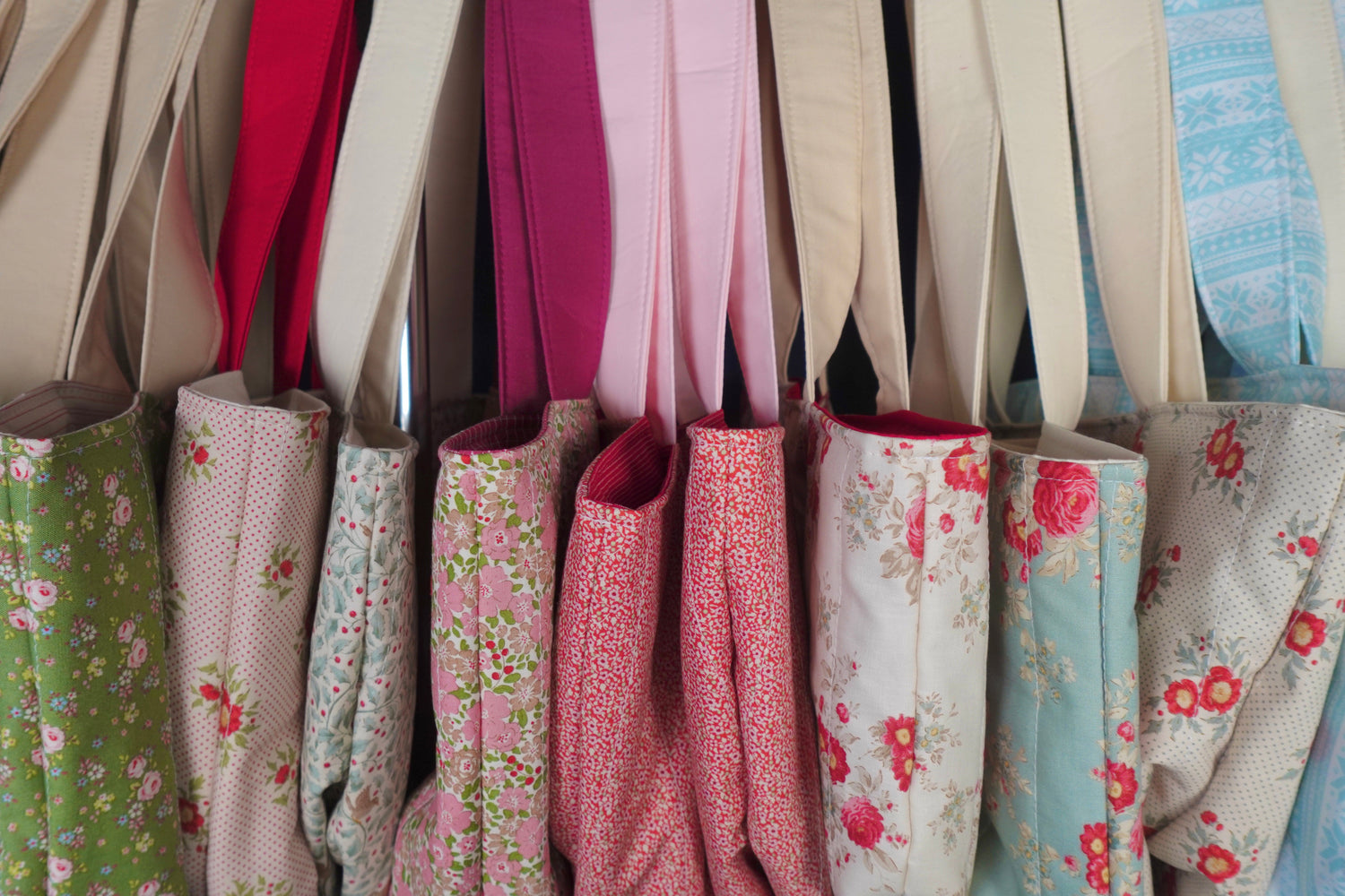 Frosted Cottage Collection Tote Bags