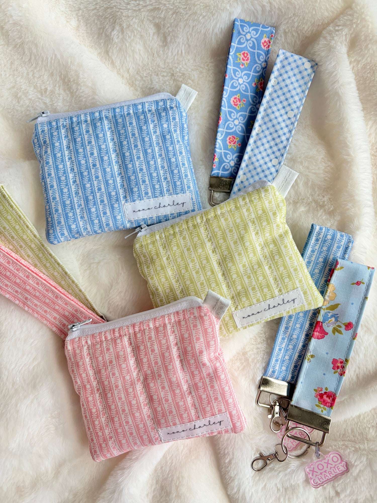 TMM05 - Wallets & Wristlets