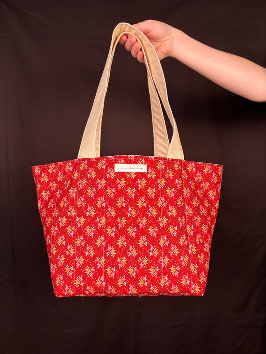 Holly Tote Bag *limited-edition*