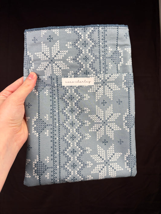 Icicle Medium Book Sleeve *limited-edition*