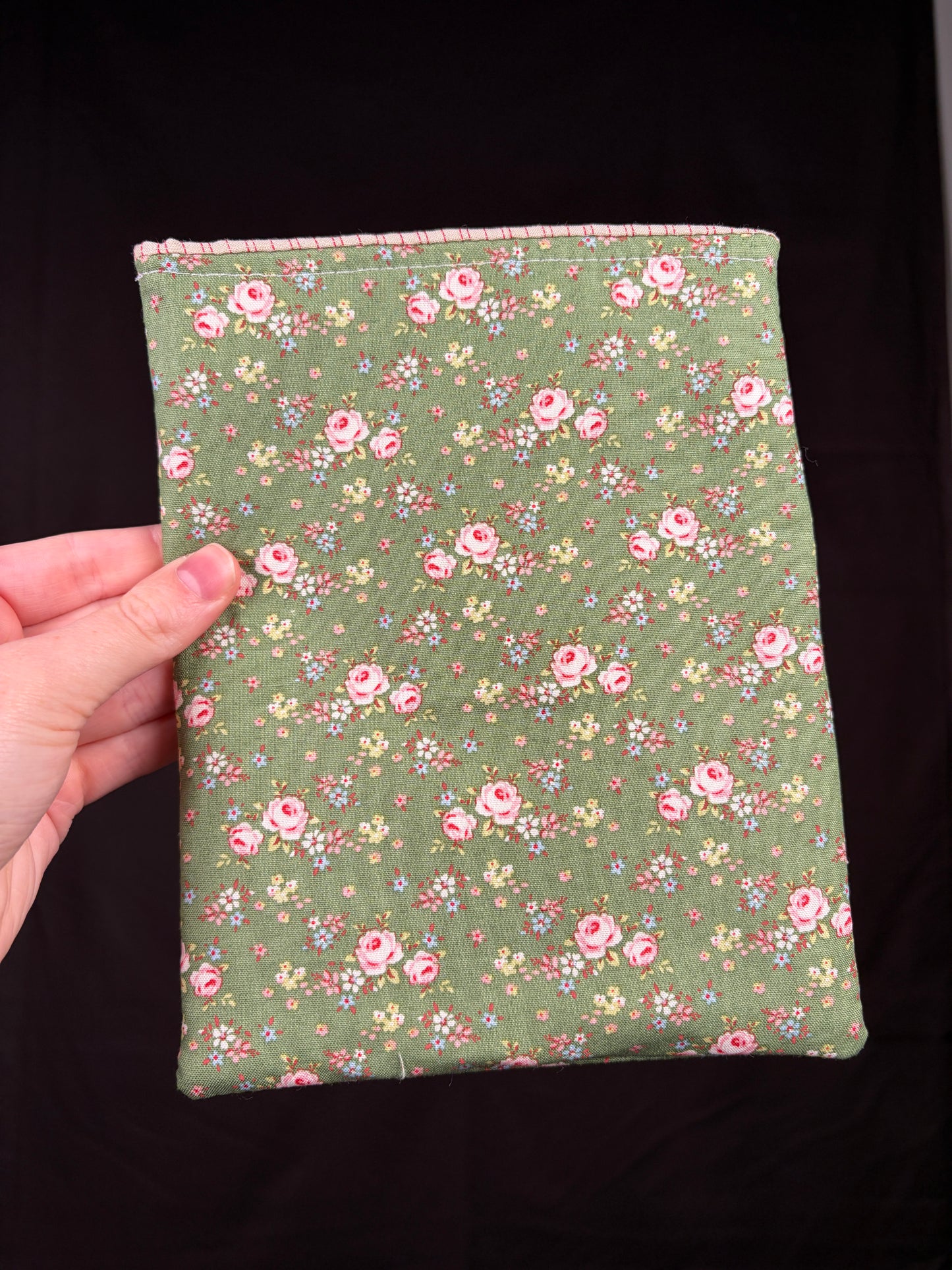 Evergreen Kindle Sleeve *limited-edition*