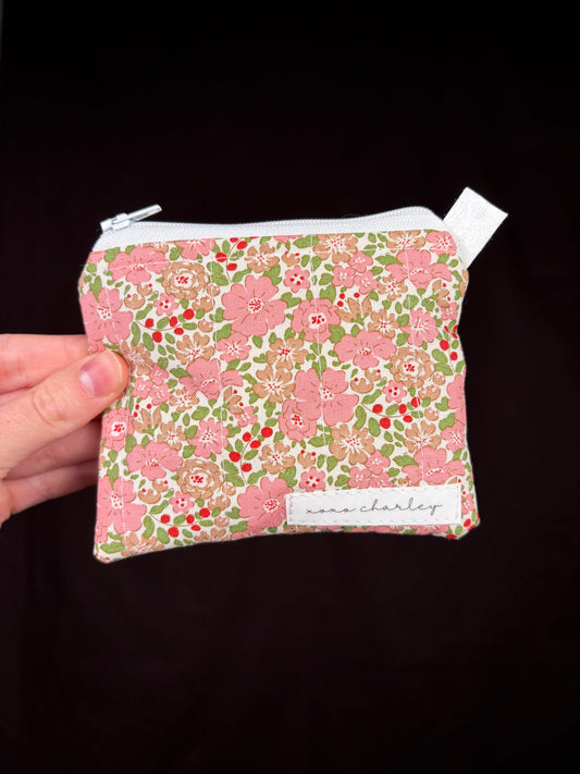 Winter Bloom Keychain Wallet *limited-edition*