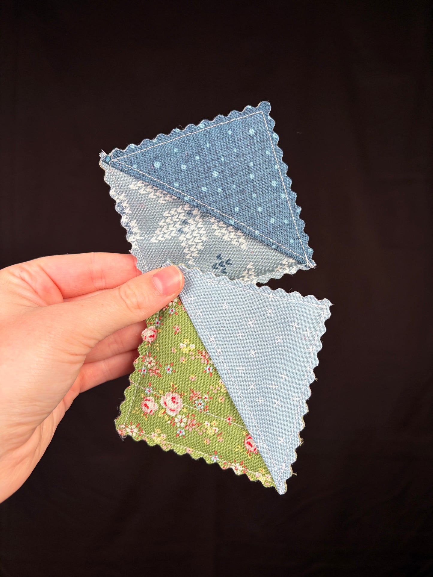 Mystery Frosted Cottage Fabric Corner Bookmark *limited-edition*
