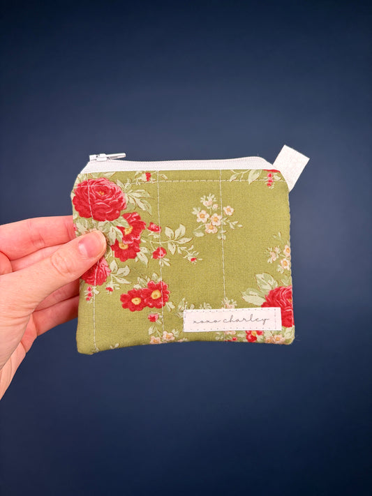 Snowy Cedar Keychain Wallet *limited-edition*