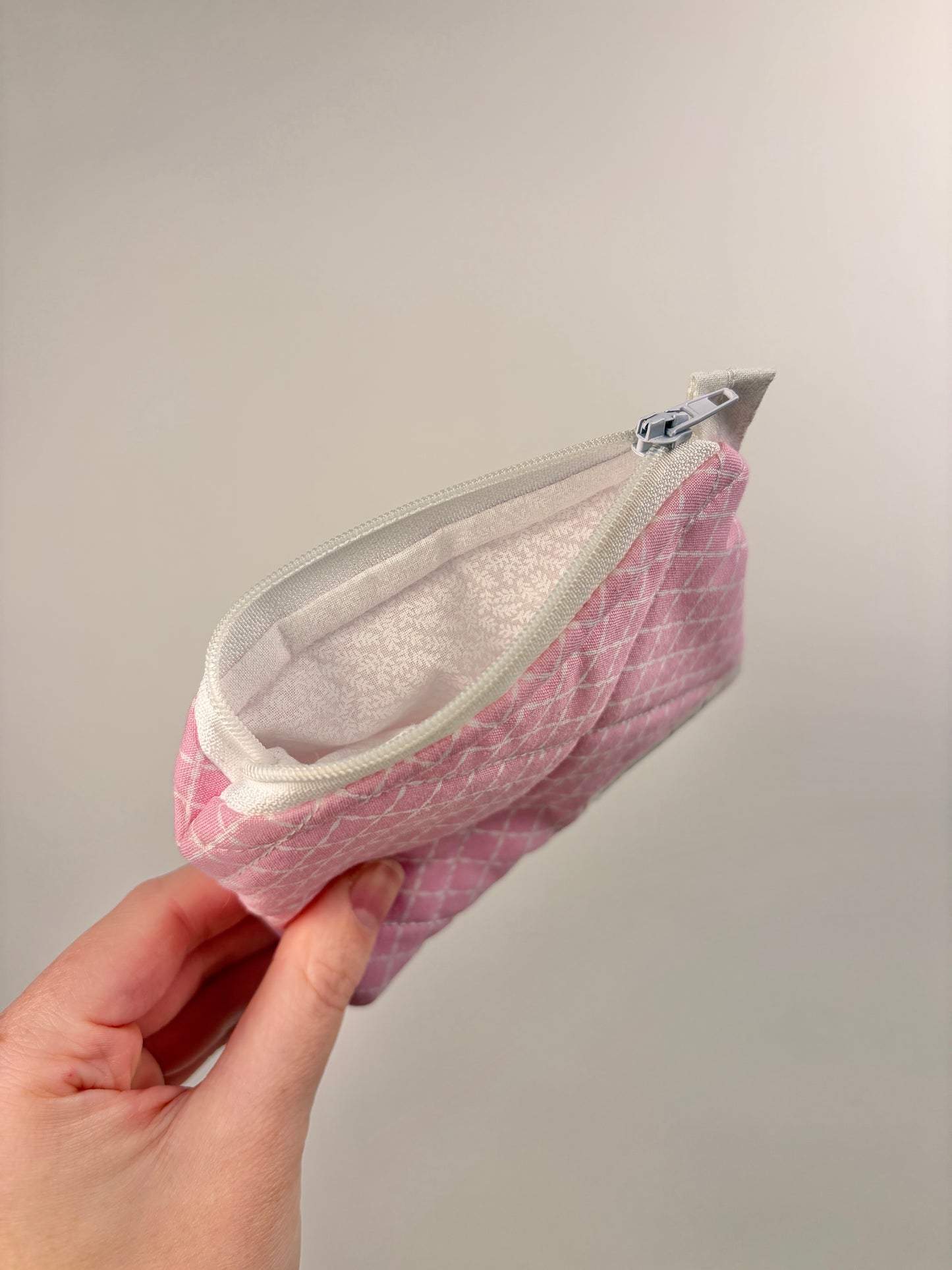 Crosshatch White on Pink Keychain Wallet