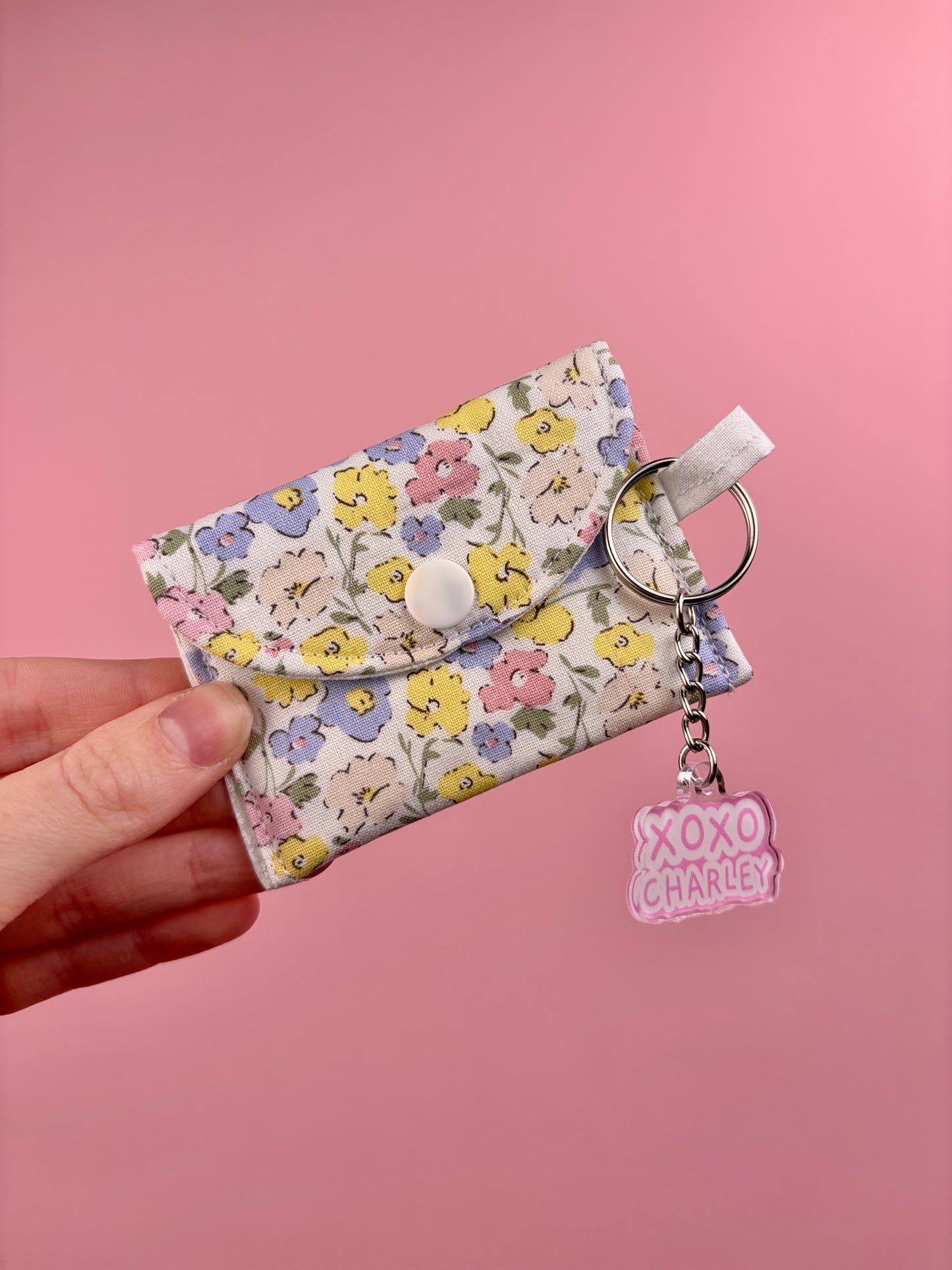 Pastel Floral Earbuds Case