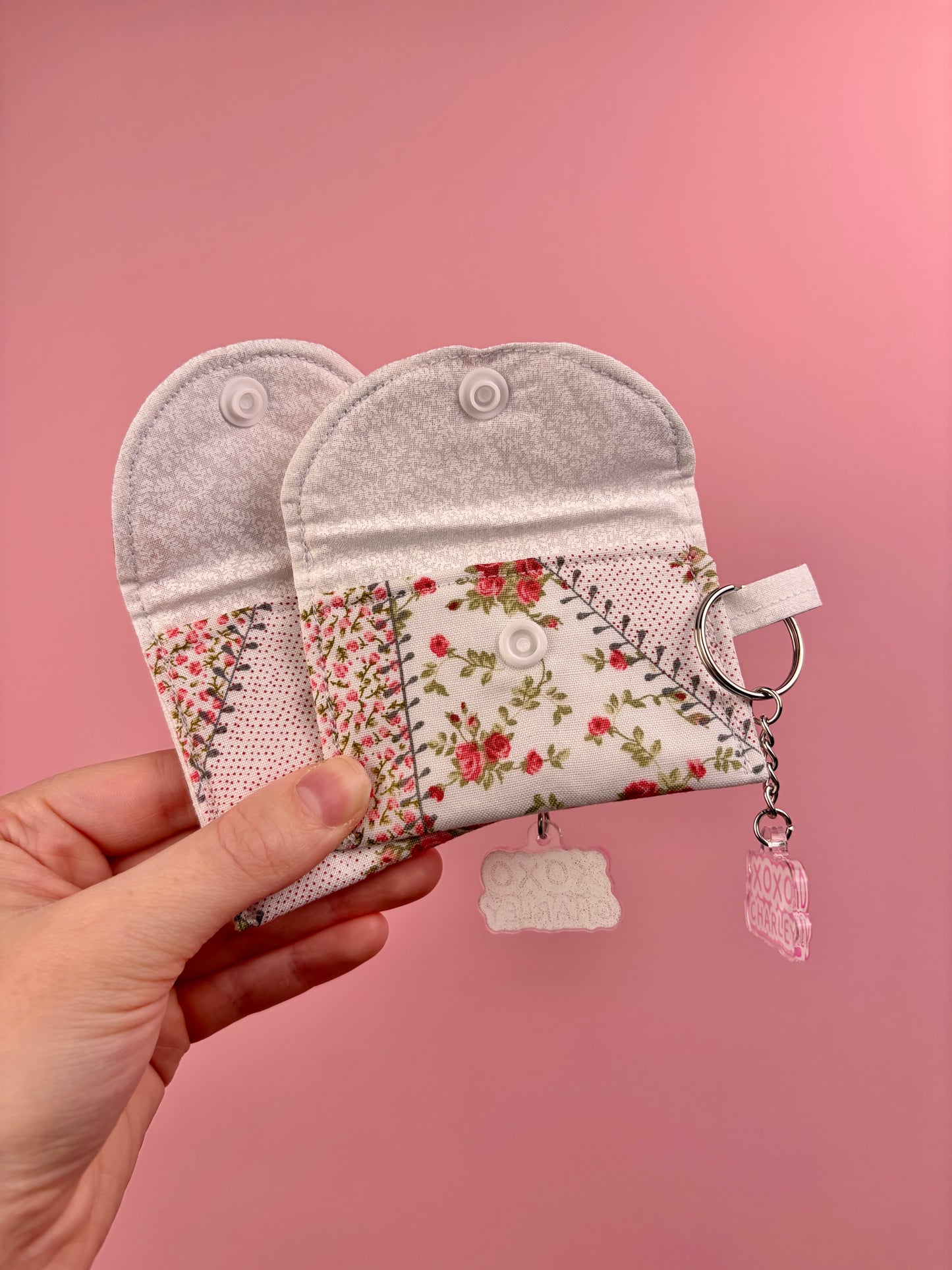 Rosette Earbuds Case