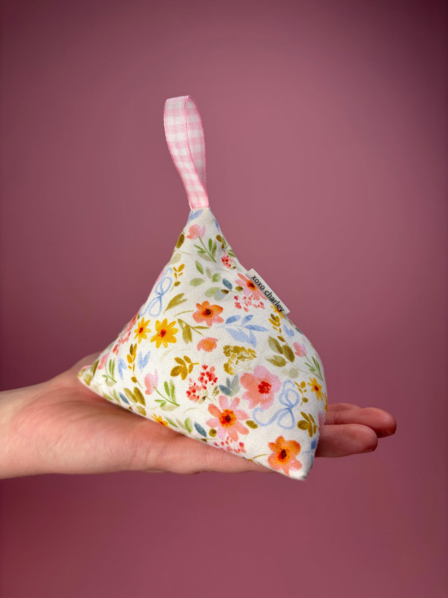 Bright Floral Pattern Weight