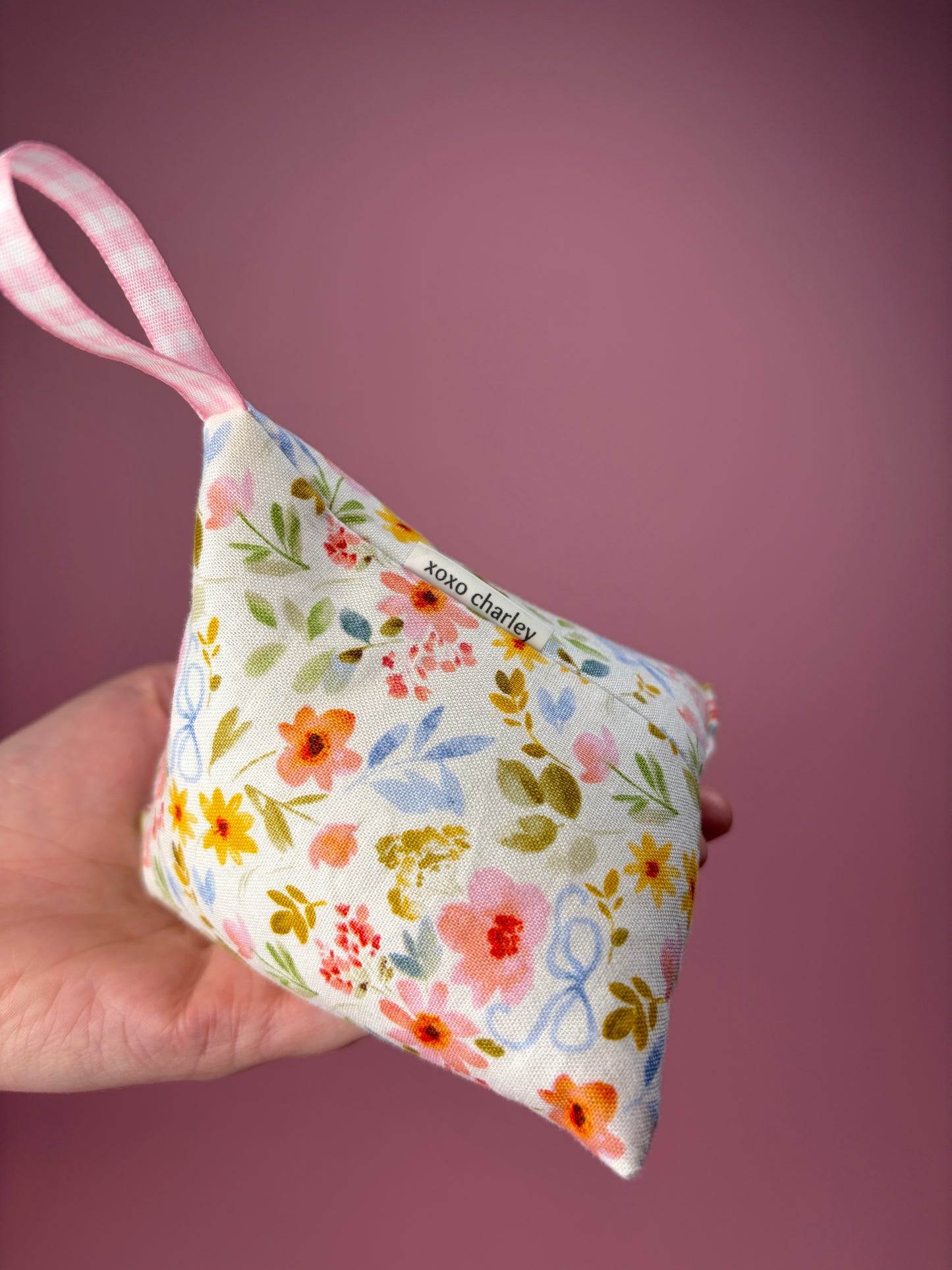 Bright Floral Pattern Weight