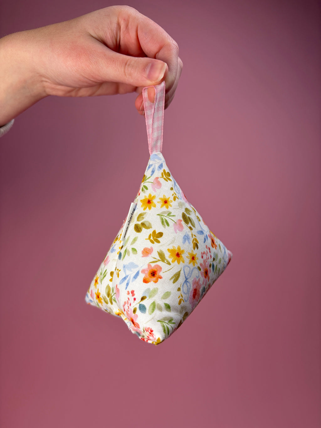 Bright Floral Pattern Weight