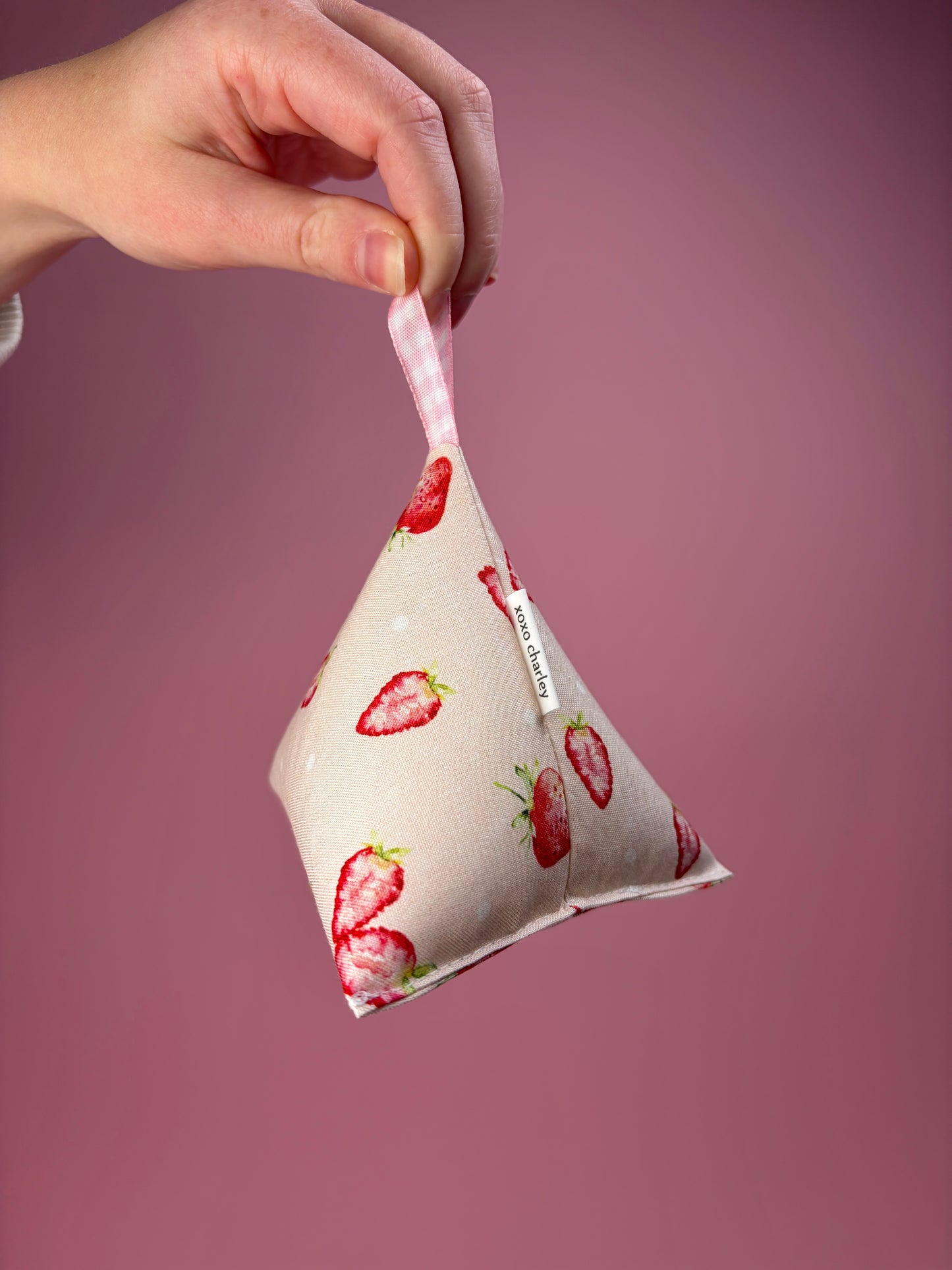 Strawberry Pattern Weight