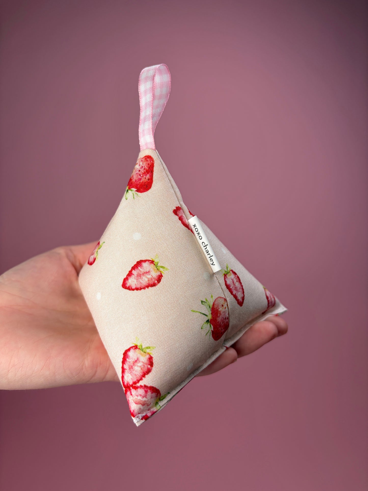 Strawberry Pattern Weight