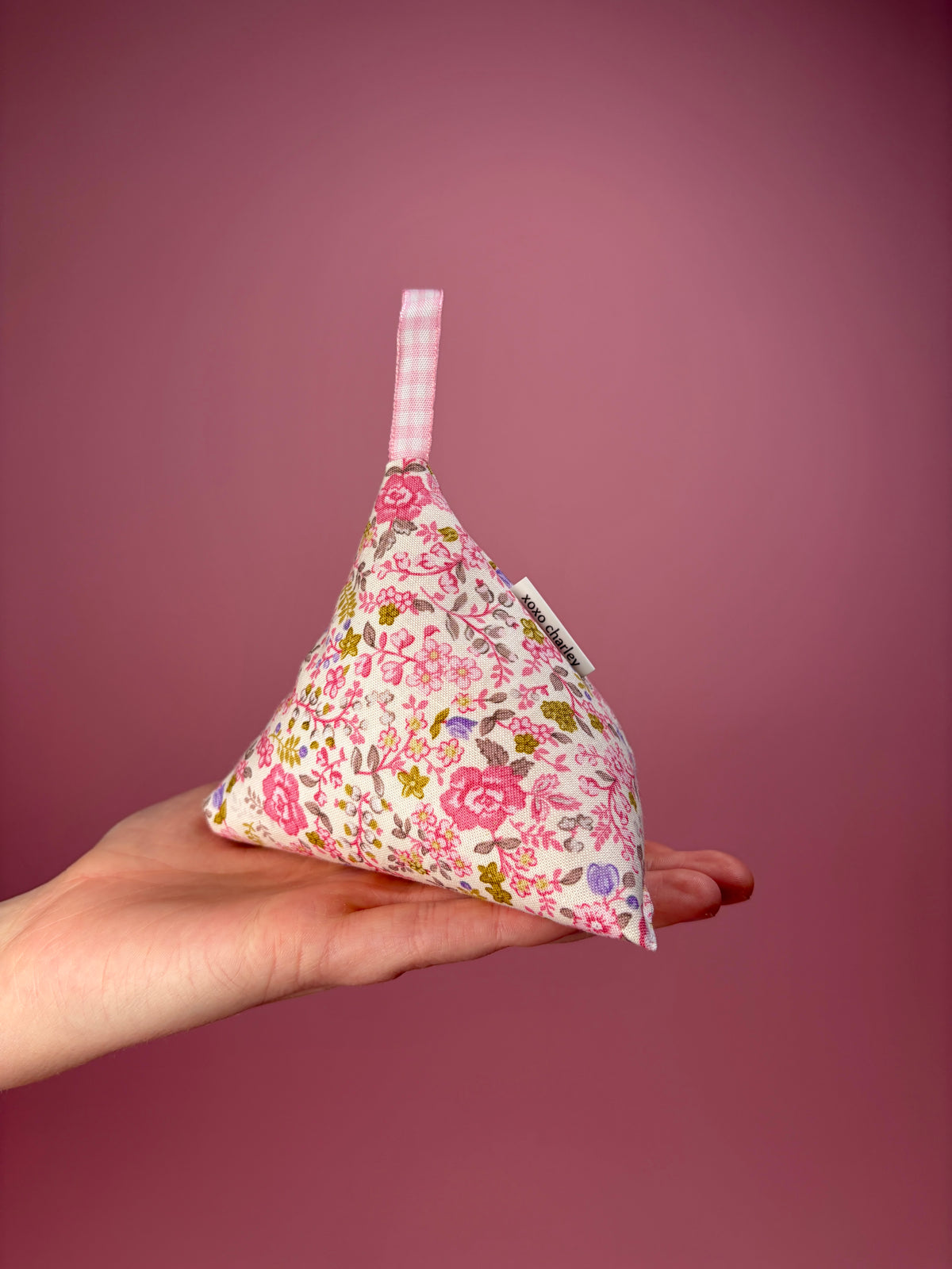 Ditsy Picnic Pink Pattern Weight