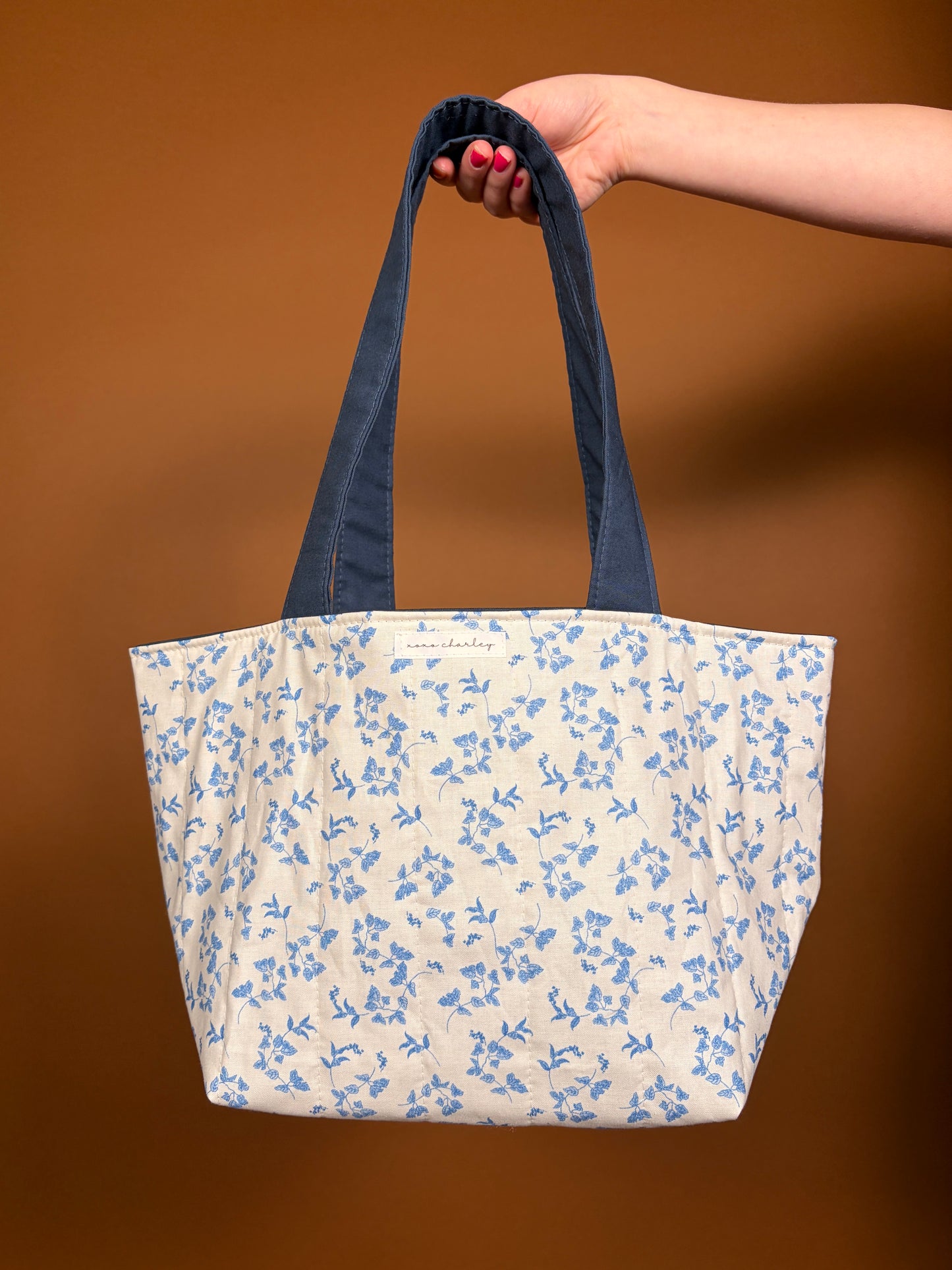 Valerie Tote Bag *limited-edition*